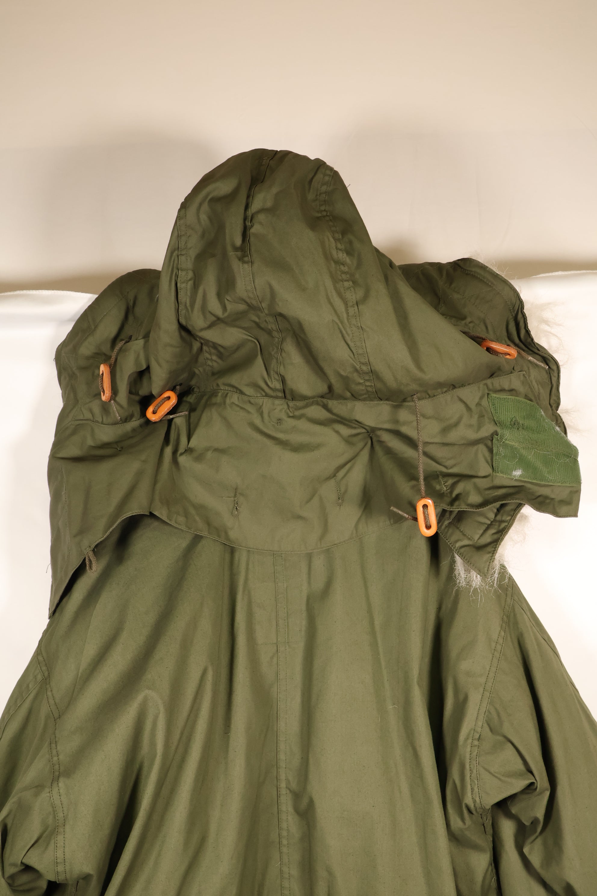 Age Mix SMALL M65 Field 连帽衫鱼尾连帽衫，部分使用过。