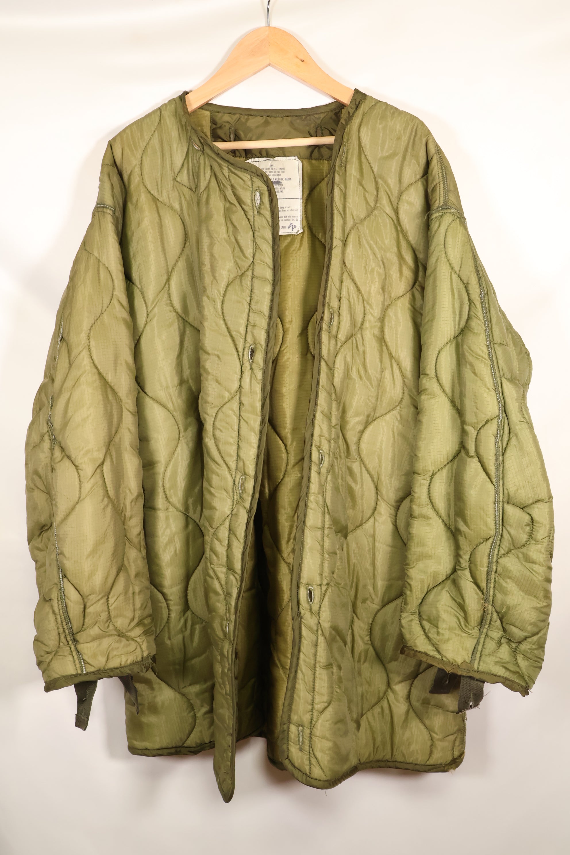 Age Mix SMALL M65 Field 连帽衫鱼尾连帽衫，部分使用过。