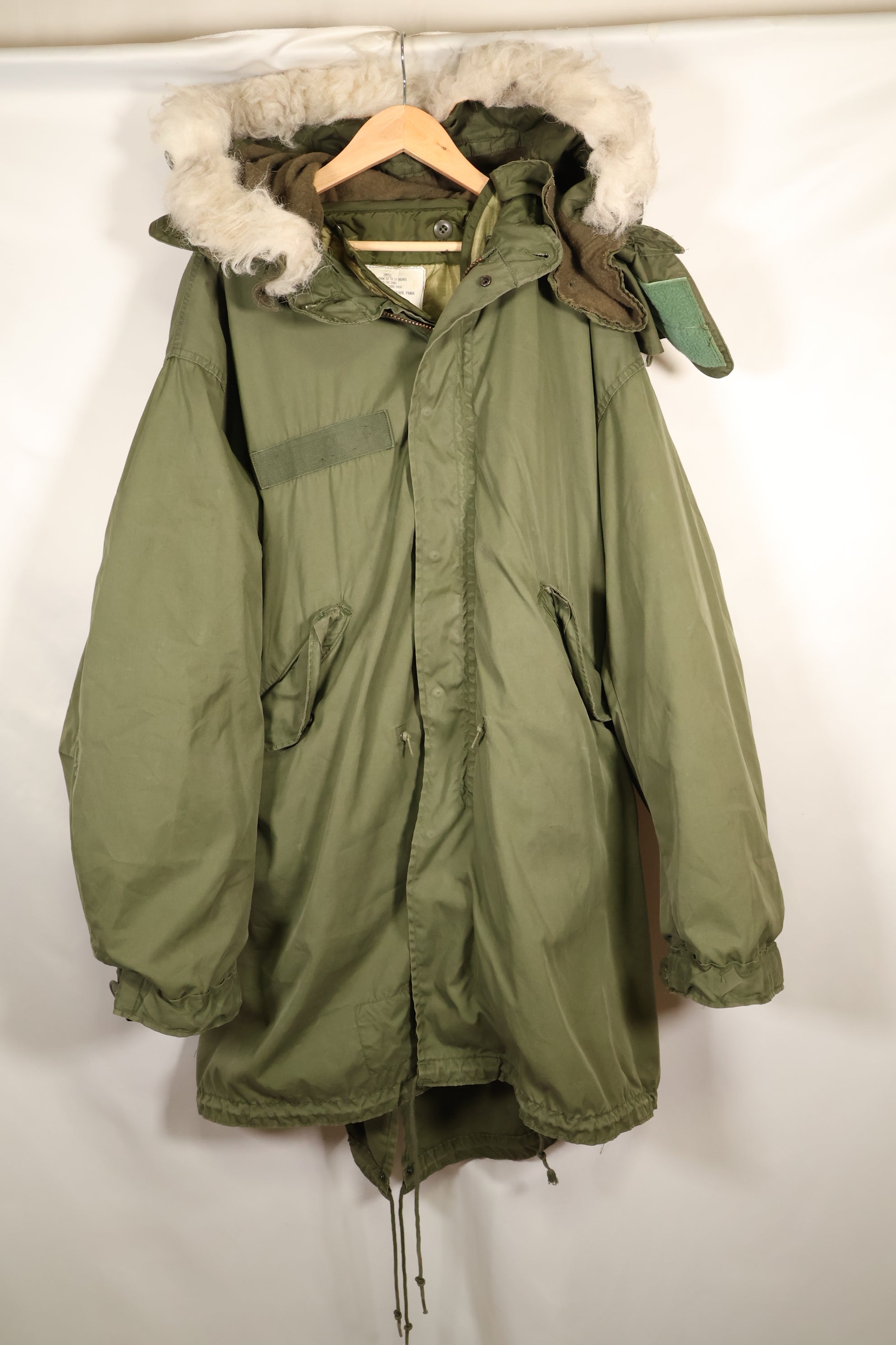 20 世纪 70 年代批量混合 M-R M65 野战派克大衣，鱼尾，黄铜拉链，二手。