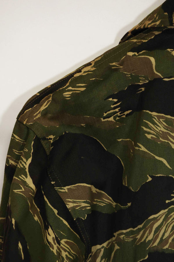 1960年代　デッドストック　沖縄タイガー　タイガーストライプ　シャツ　Asian Cut