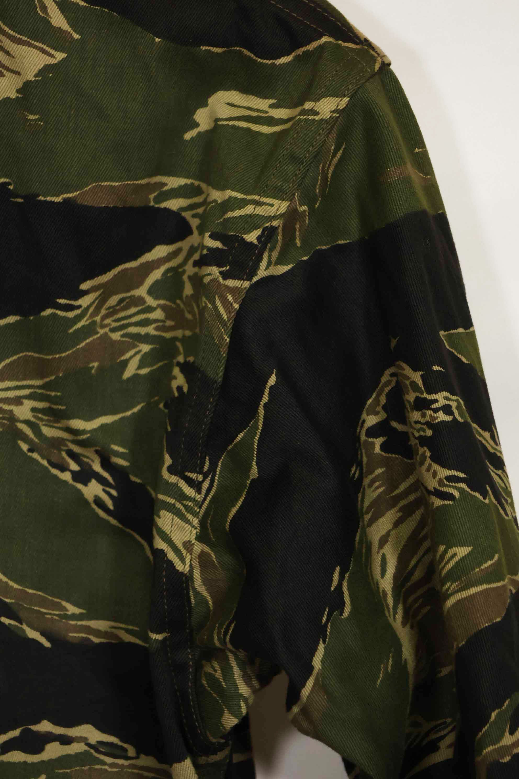 1960年代　デッドストック　沖縄タイガー　タイガーストライプ　シャツ　Asian Cut