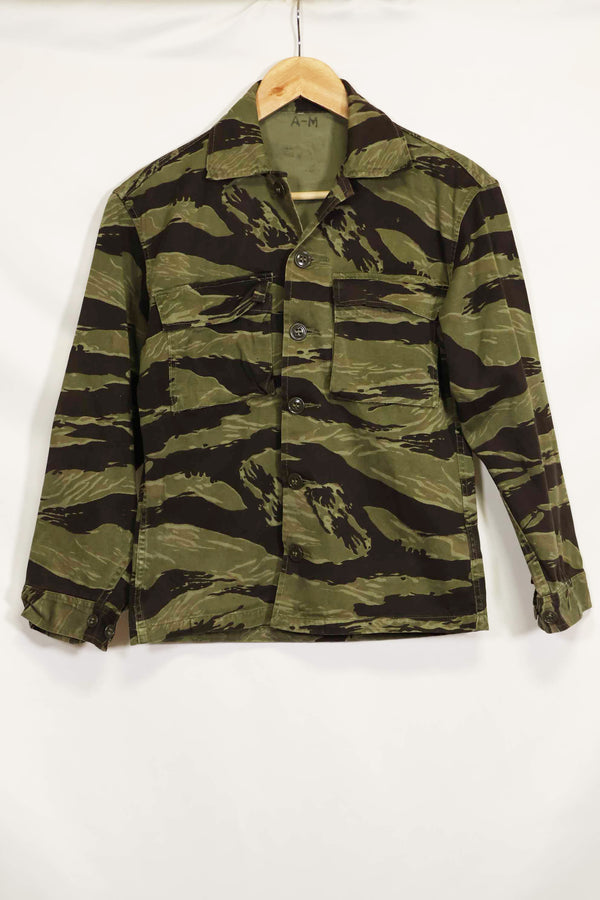 1960年代　クラシックパターン　タイガーストライプ　シャツ　Asian Cut 中古品