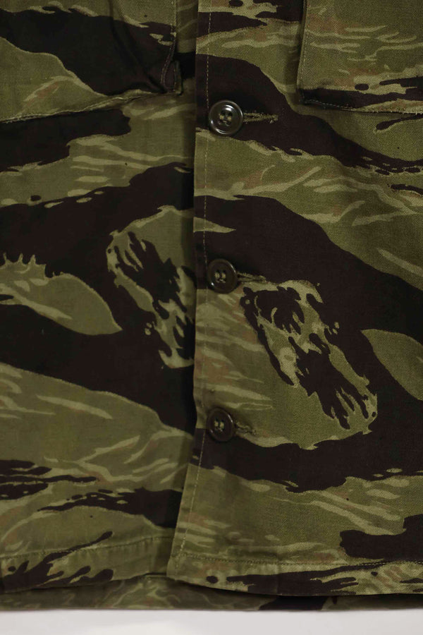 1960年代　クラシックパターン　タイガーストライプ　シャツ　Asian Cut 中古品