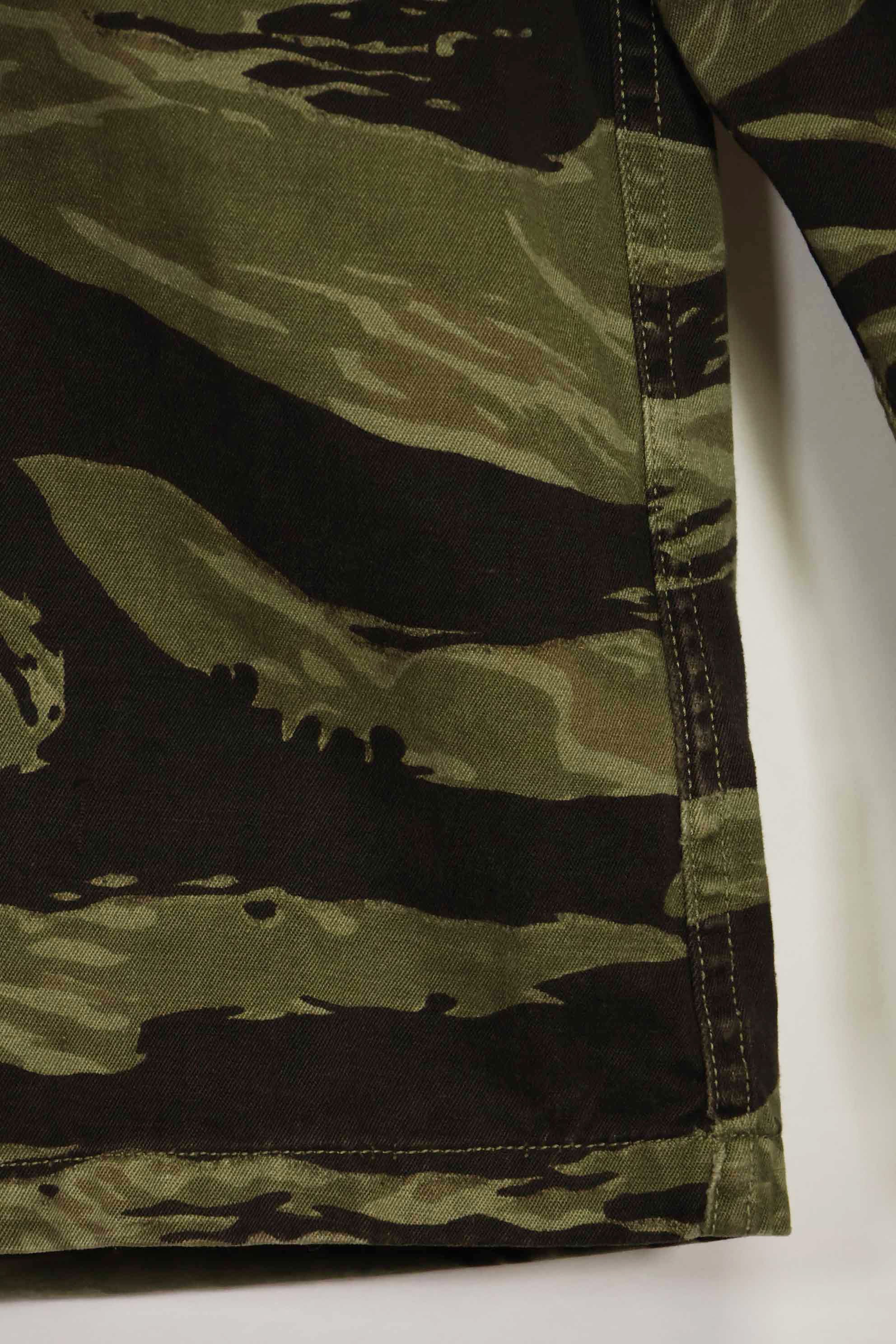 1960年代　クラシックパターン　タイガーストライプ　シャツ　Asian Cut 中古品