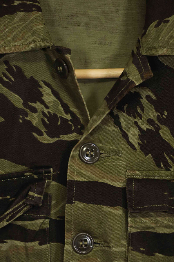 1960年代　クラシックパターン　タイガーストライプ　シャツ　Asian Cut 中古品