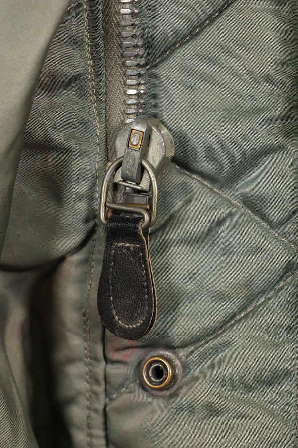 1950 年代大型美国空军美国空军 N3-B 飞行夹克，使用过，有钢印。