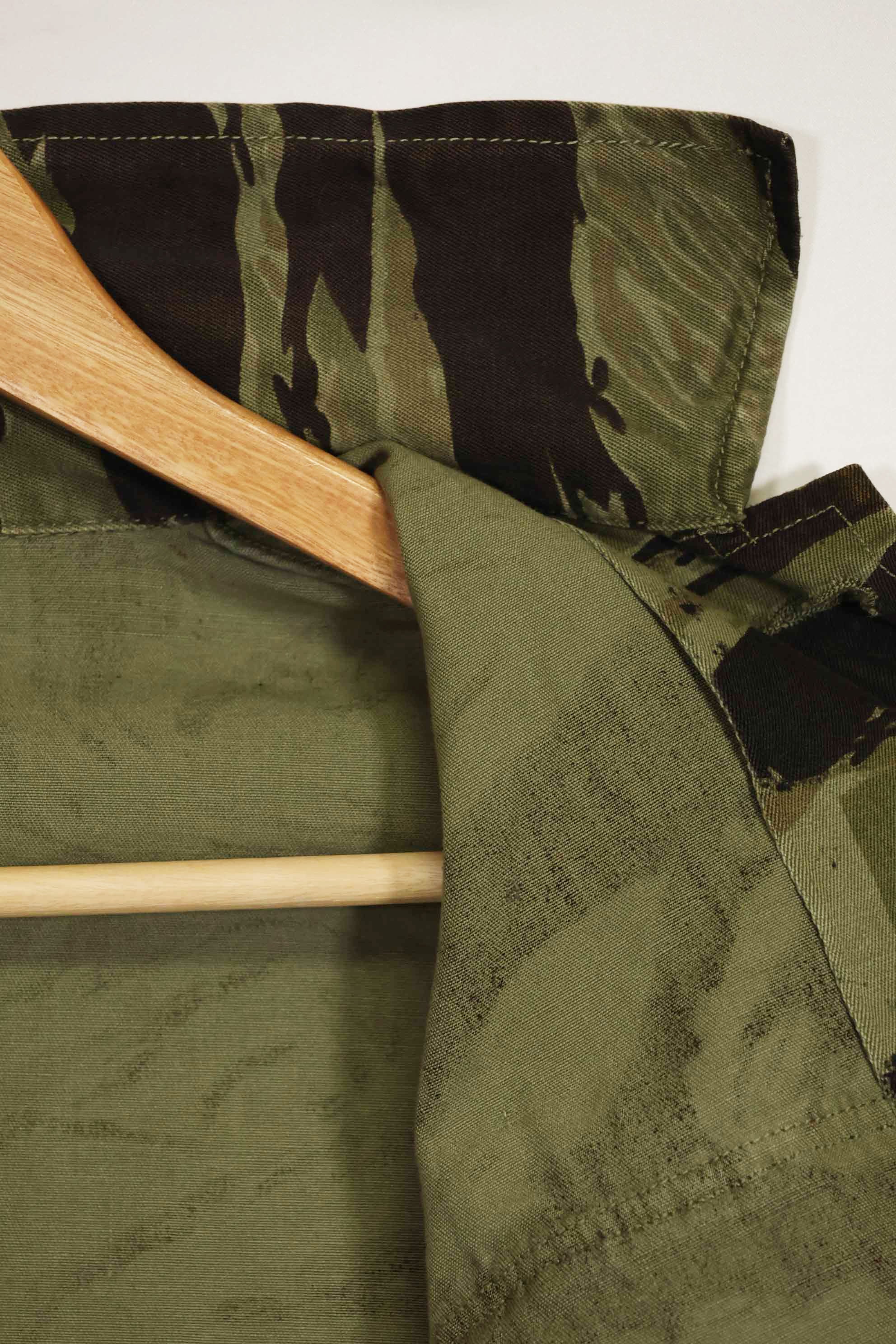 1960年代　クラシックパターン　タイガーストライプ　シャツ　Asian Cut 中古品