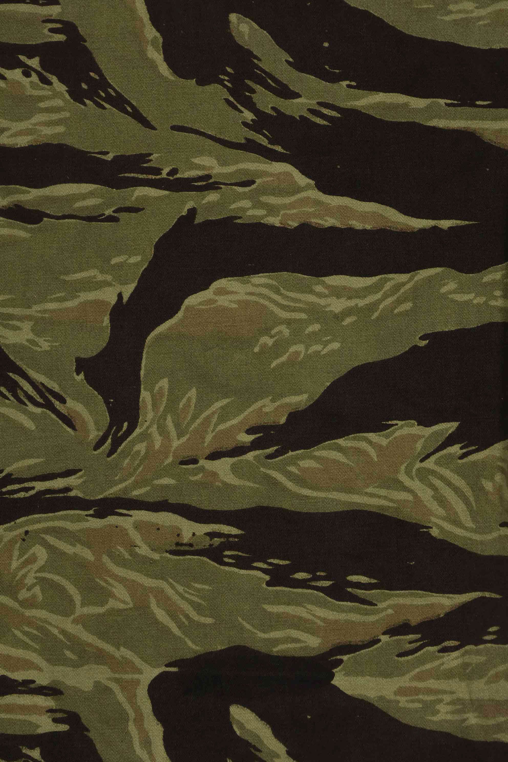 1960年代　クラシックパターン　タイガーストライプ　シャツ　Asian Cut 中古品