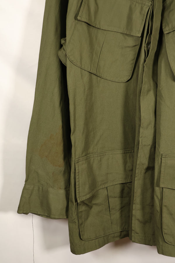 1966-67 Contract M-R 3rd Model Jungle Fatigue Jacket, almost never used, good condition.