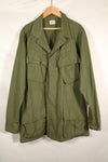 1966-67 Contract M-R Non Rip 3rd Model Jungle Fatigue Jacket in good condition.