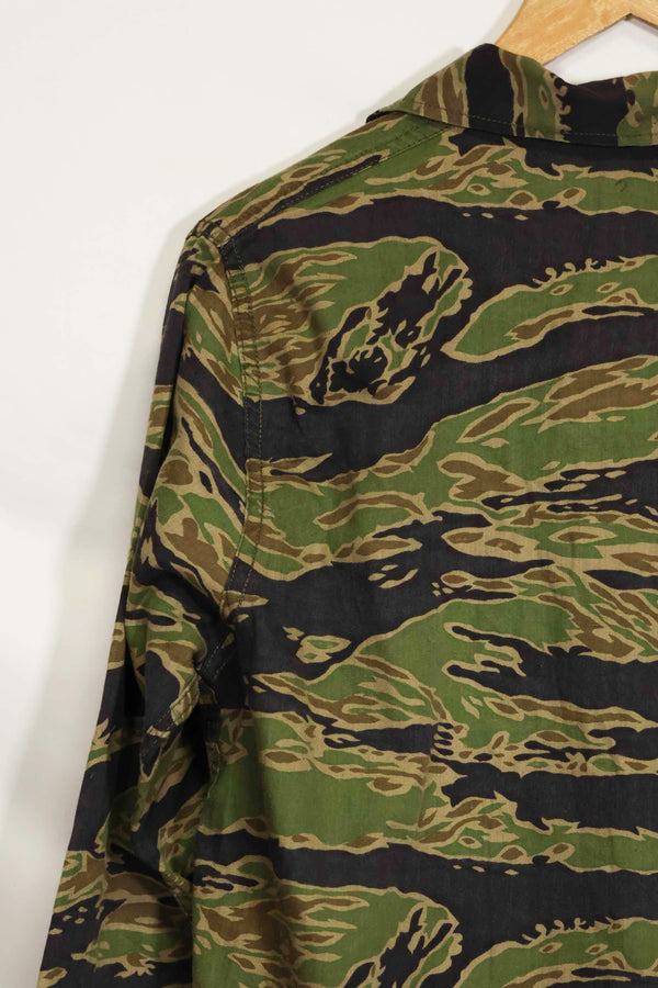 1960年代後半〜70年代前半　レイトウォーパターン　タイガーストライプシャツ　US-S　中古品