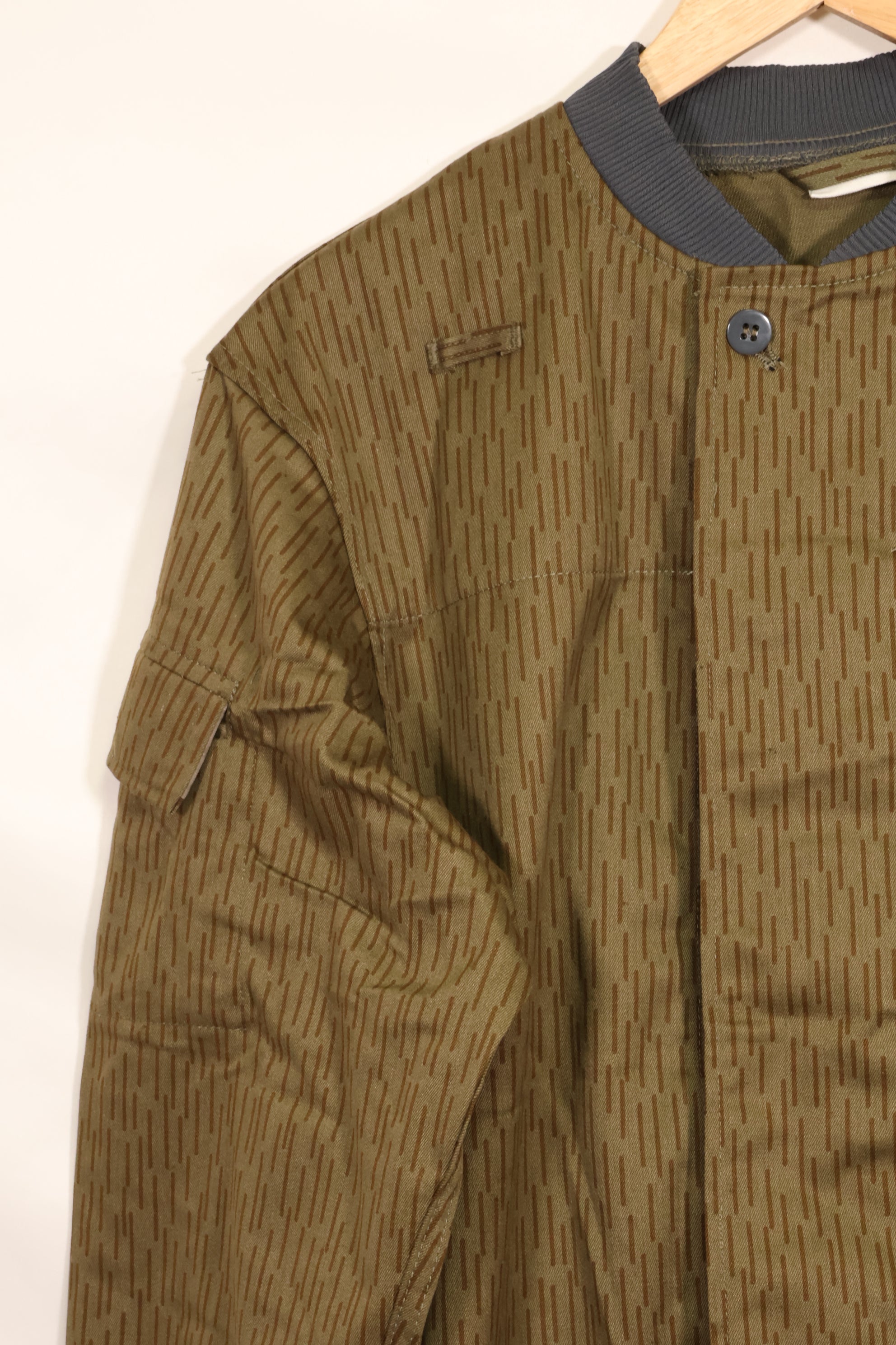 1980年代　レインドロップ迷彩　東ドイツ陸軍　降下猟兵　ジャンプジャケット　未使用品　A