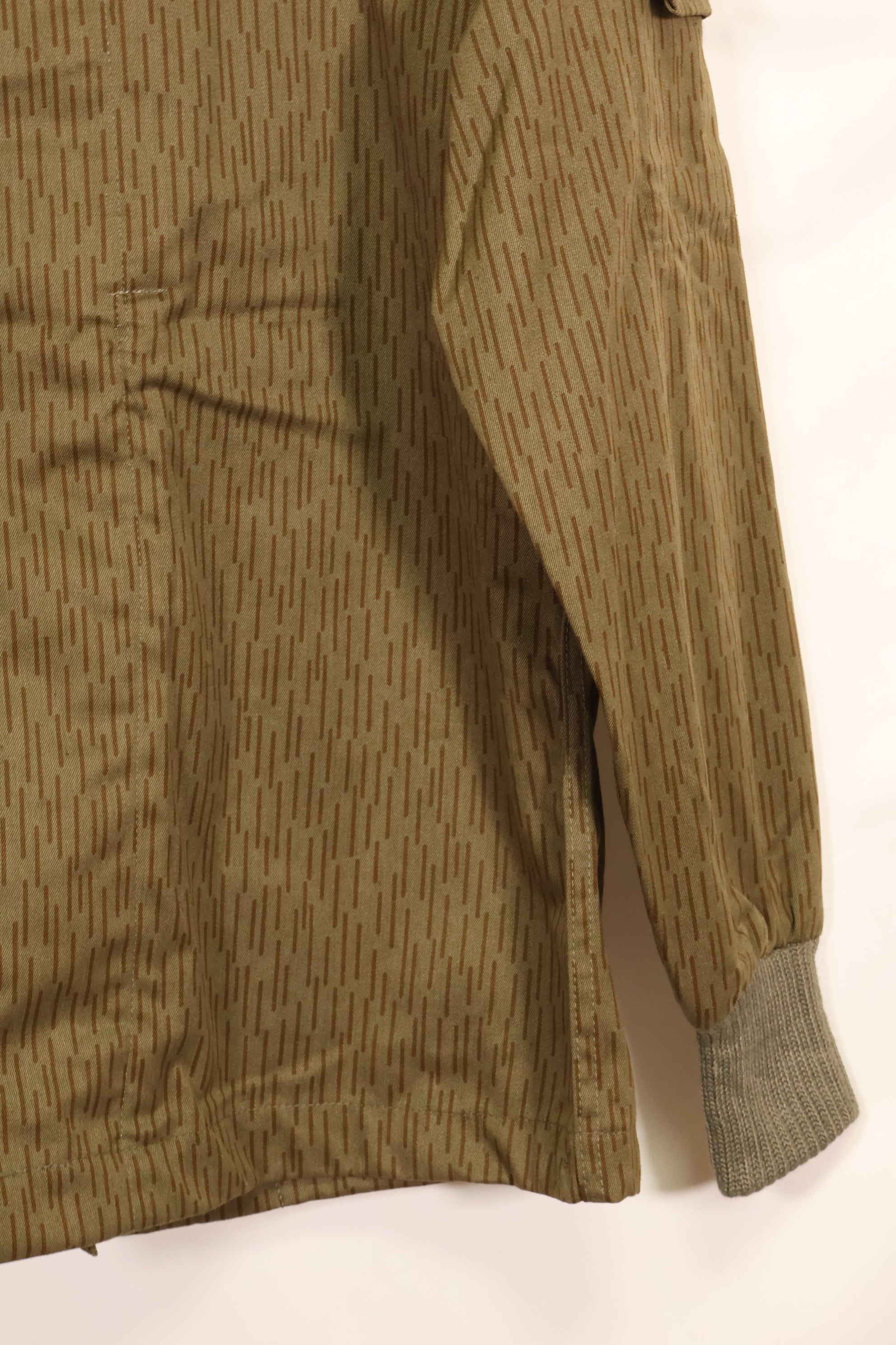 1980年代　レインドロップ迷彩　東ドイツ陸軍　降下猟兵　ジャンプジャケット　未使用品　A