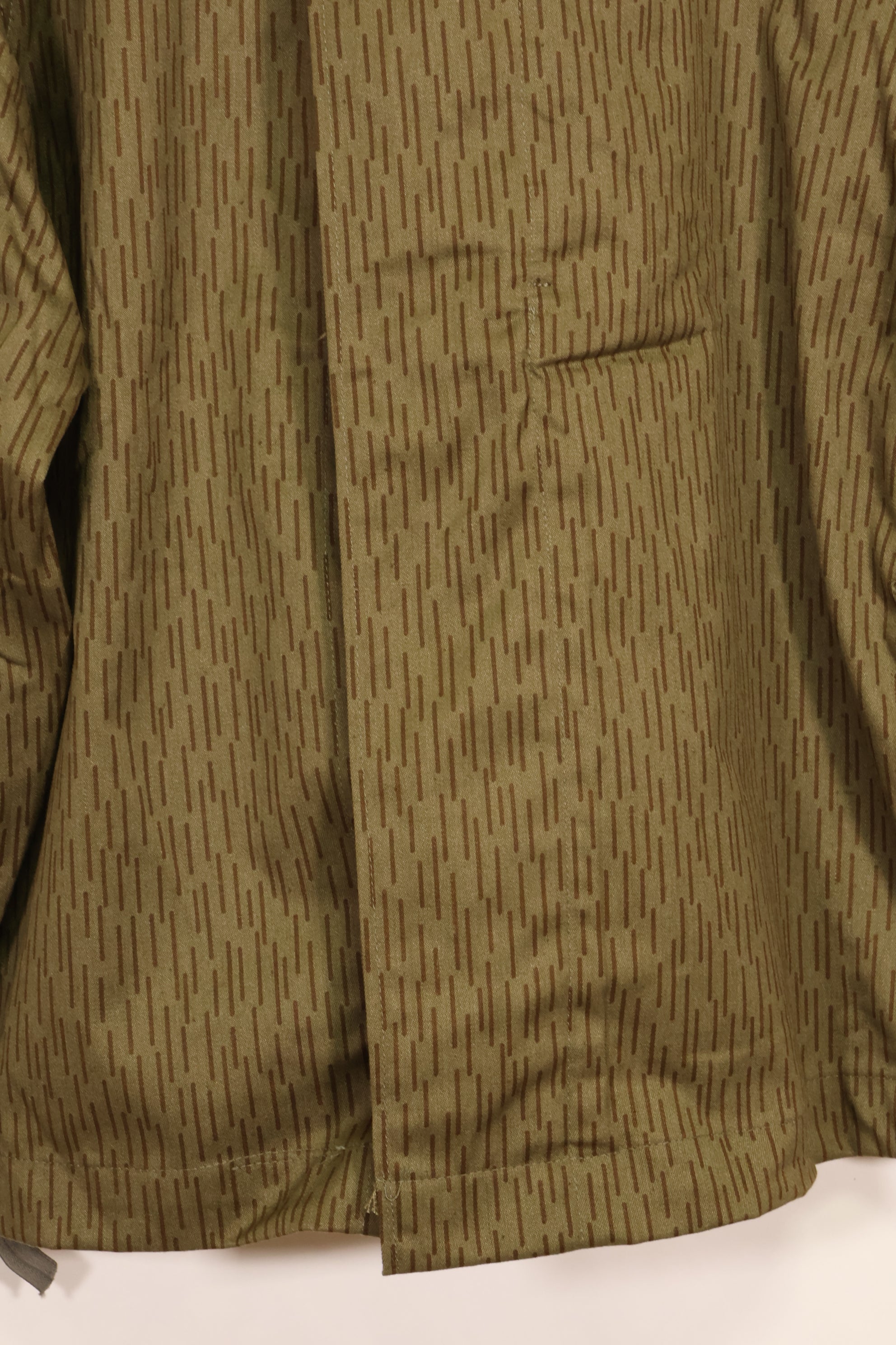 1980年代　レインドロップ迷彩　東ドイツ陸軍　降下猟兵　ジャンプジャケット　未使用品　B