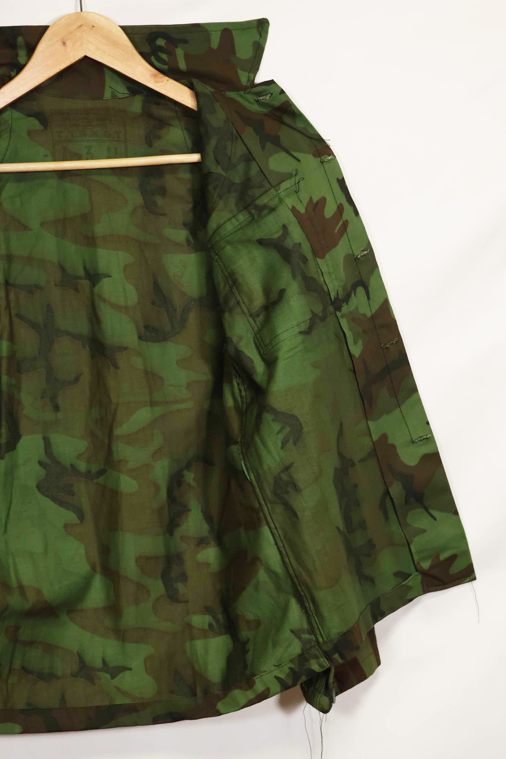 1960s U.S. Army Advisor ARVN BDQ Ranger Shirt Leaf camouflage shirt, never used.