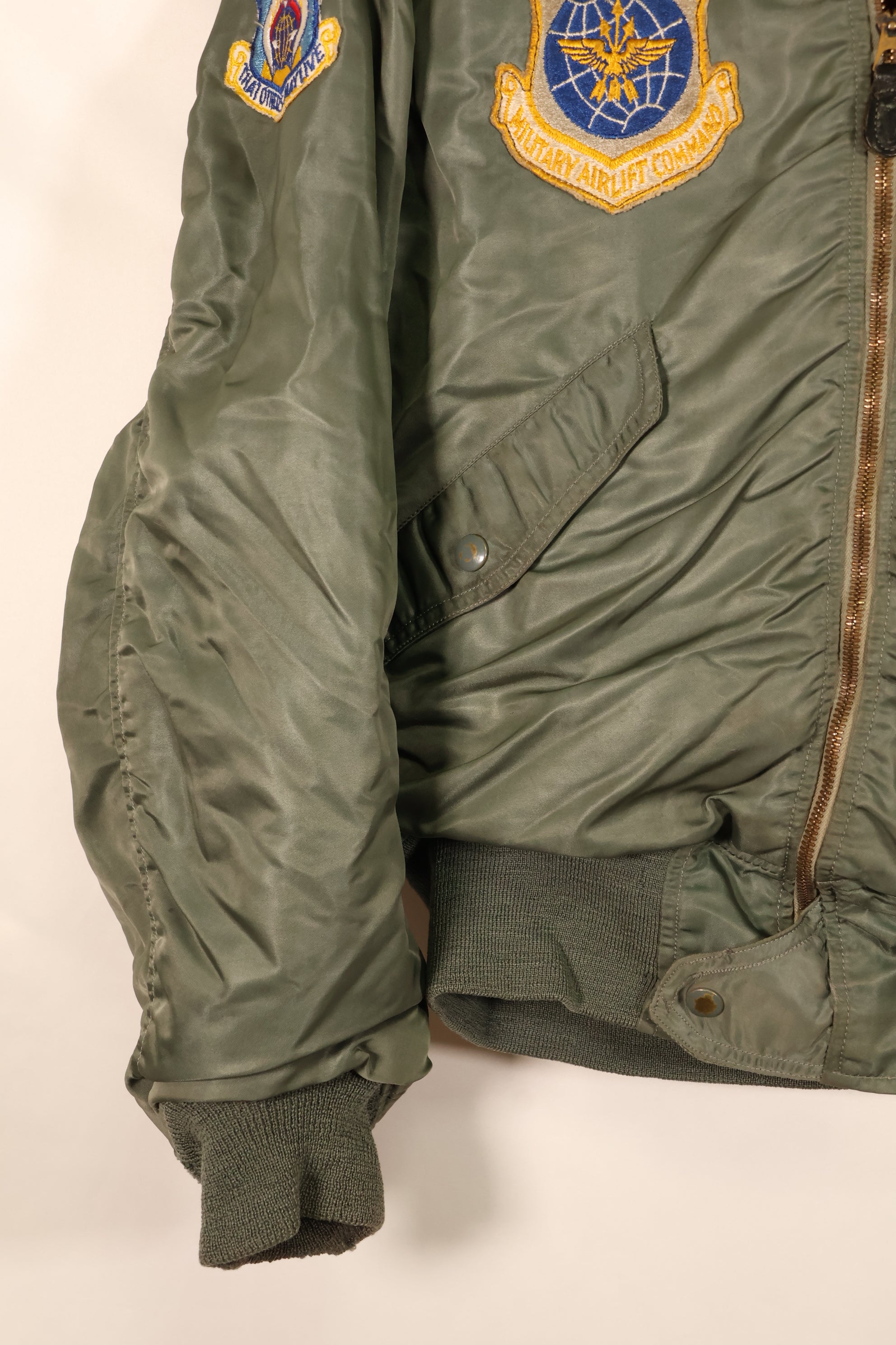 1960 Contract, MEDIUM, U.S. Air Force (USAF), L-2B Flight Jacket, Original Patches, Used