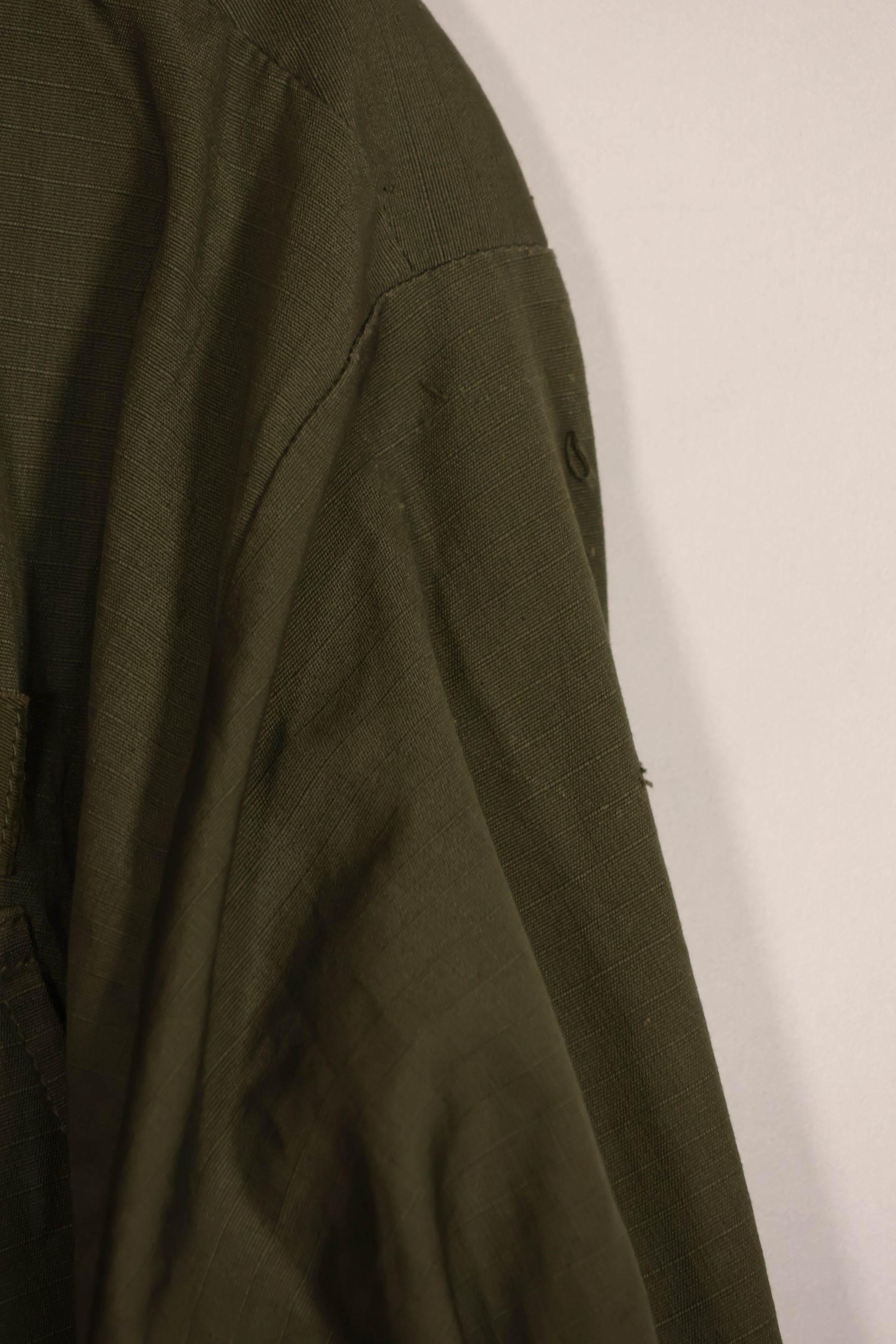 実物　デッドストック　1969年製　4th Model ジャングルファティーグ　ジャケット　M-L  パッチ付き