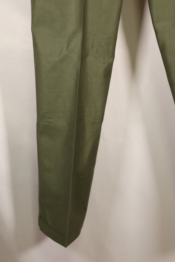 20 世纪 70 年代合同 36 x 31 美国陆军 OG-107 III 型通用长裤，状况良好，使用过。