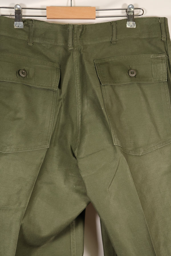 20 世纪 70 年代合同 36 x 31 美国陆军 OG-107 III 型通用长裤，状况良好，使用过。