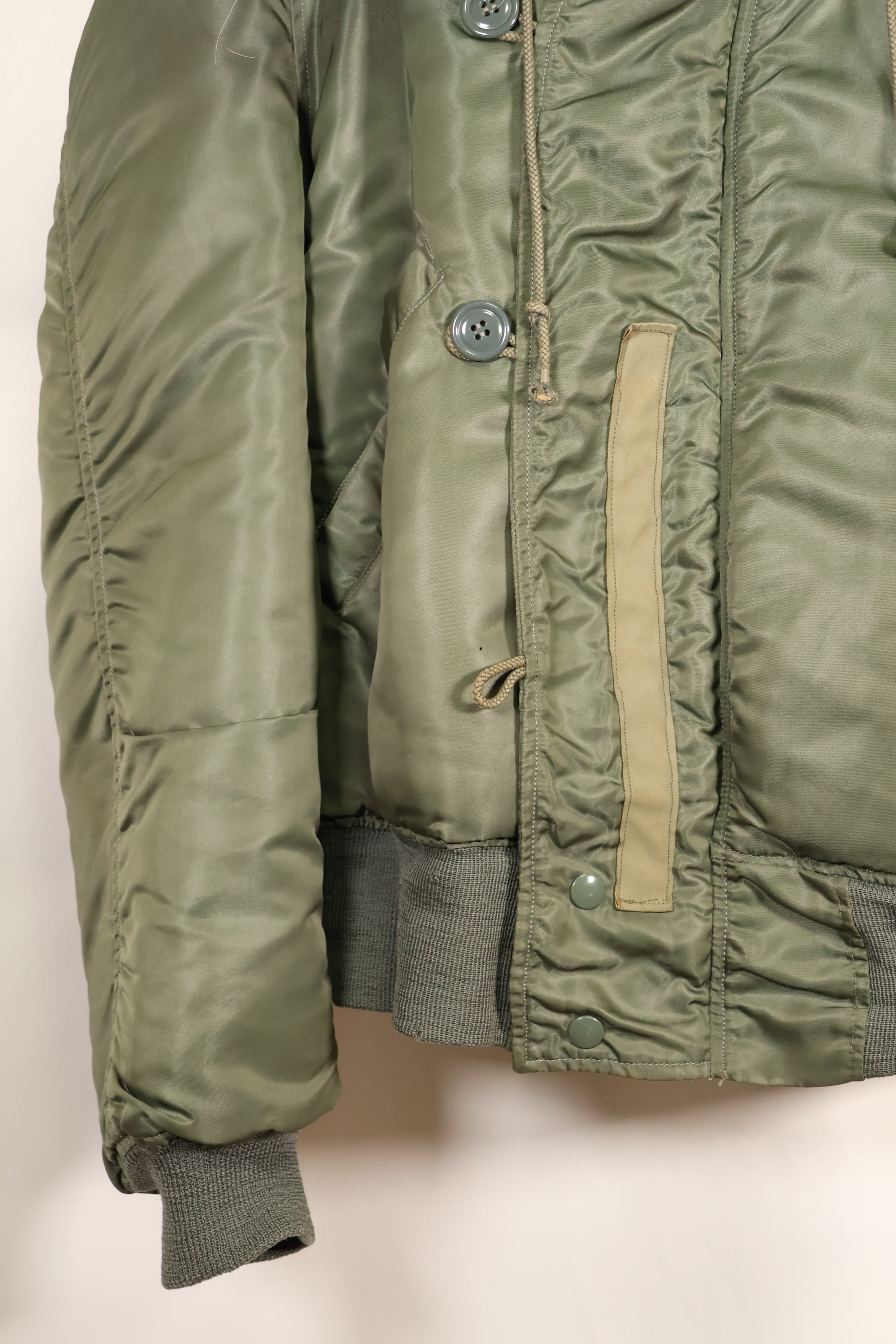 1950年代製　MEDIUM アメリカ空軍　N-2B フライトジャケット　状態良い　中古品