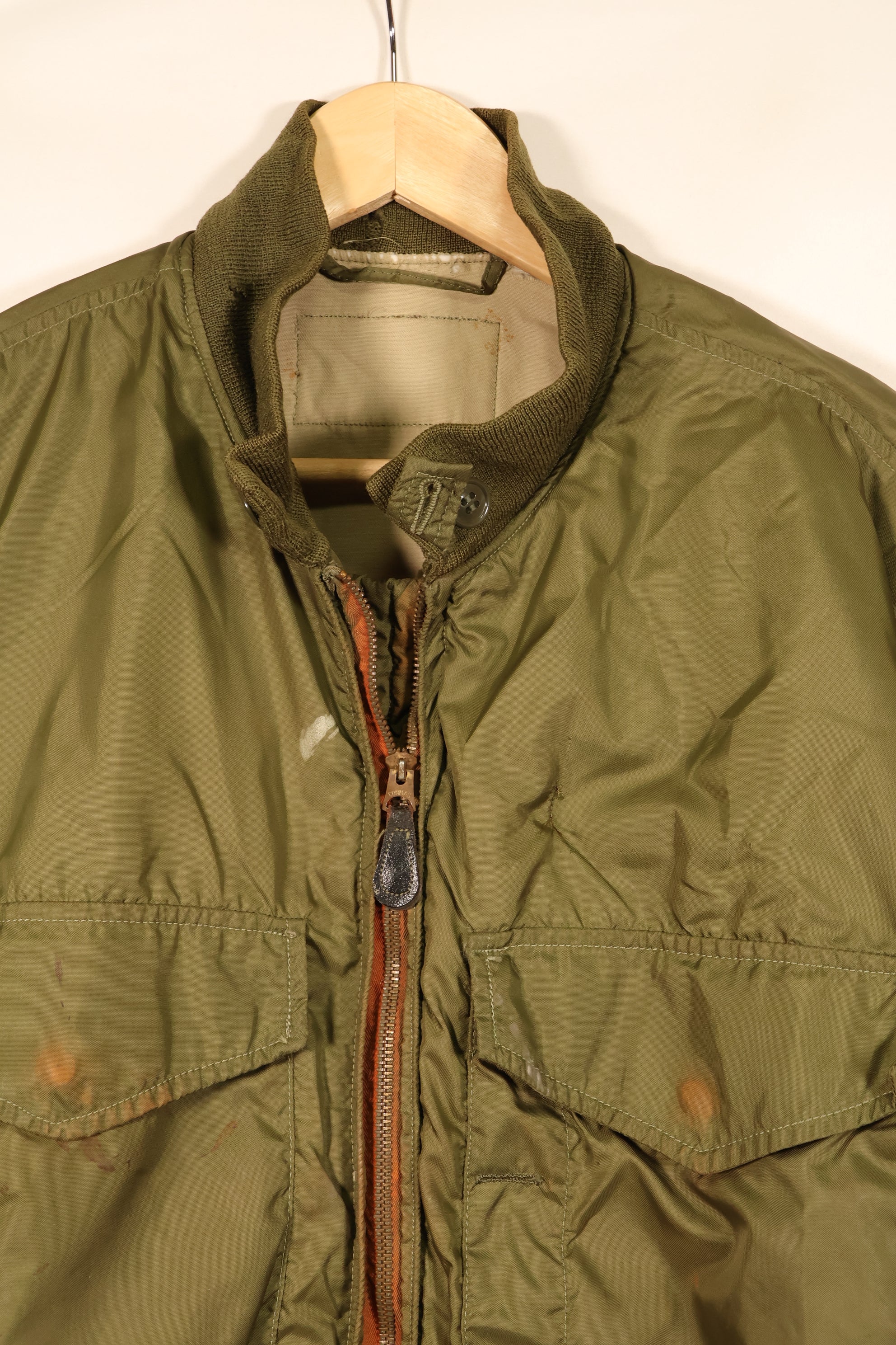 1970年代　推定 44 or LARGE　アメリカ海軍 WEPジャケット　G-8 フライトジャケット　中古品