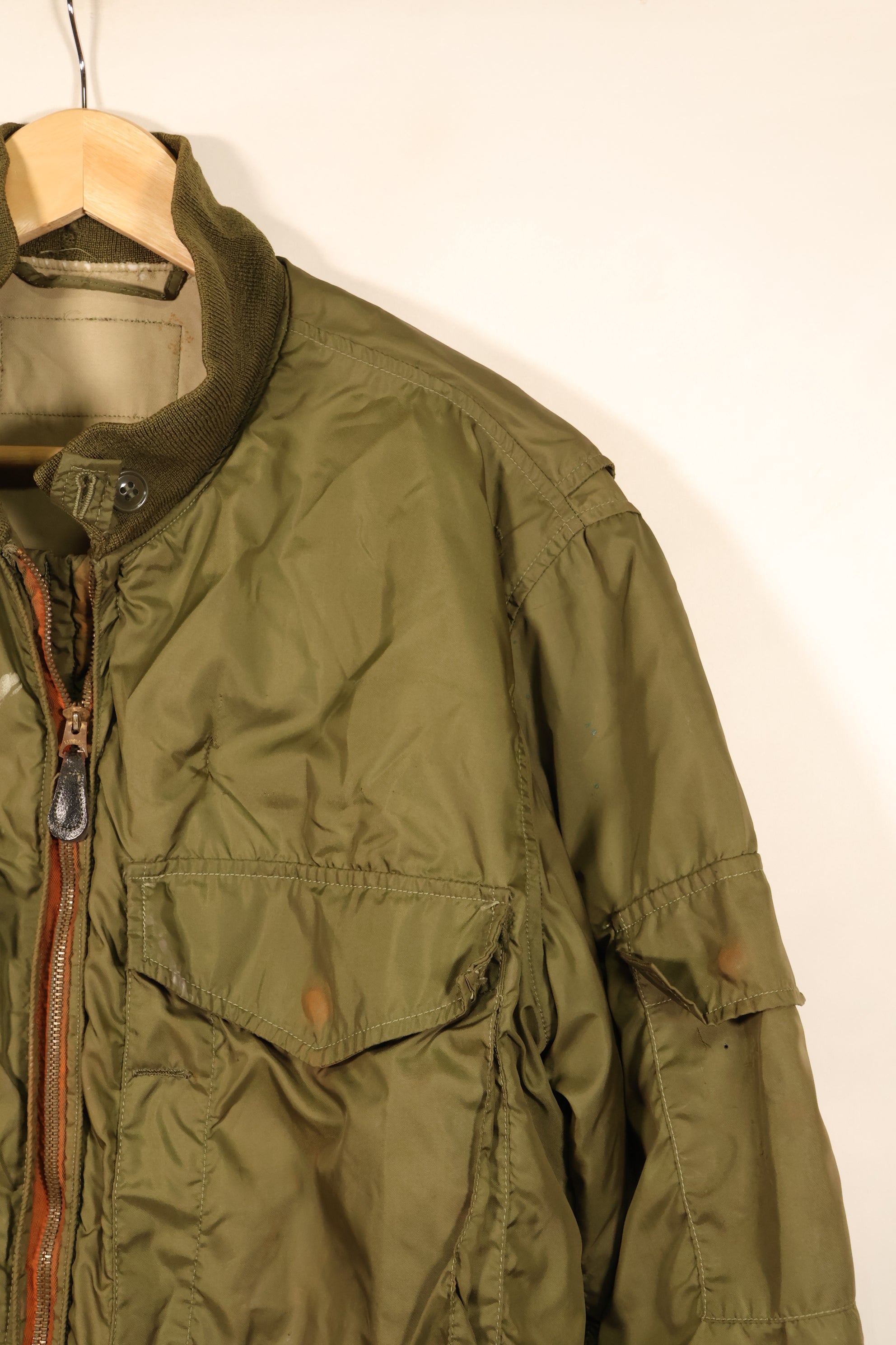 1970年代　推定 44 or LARGE　アメリカ海軍 WEPジャケット　G-8 フライトジャケット　中古品