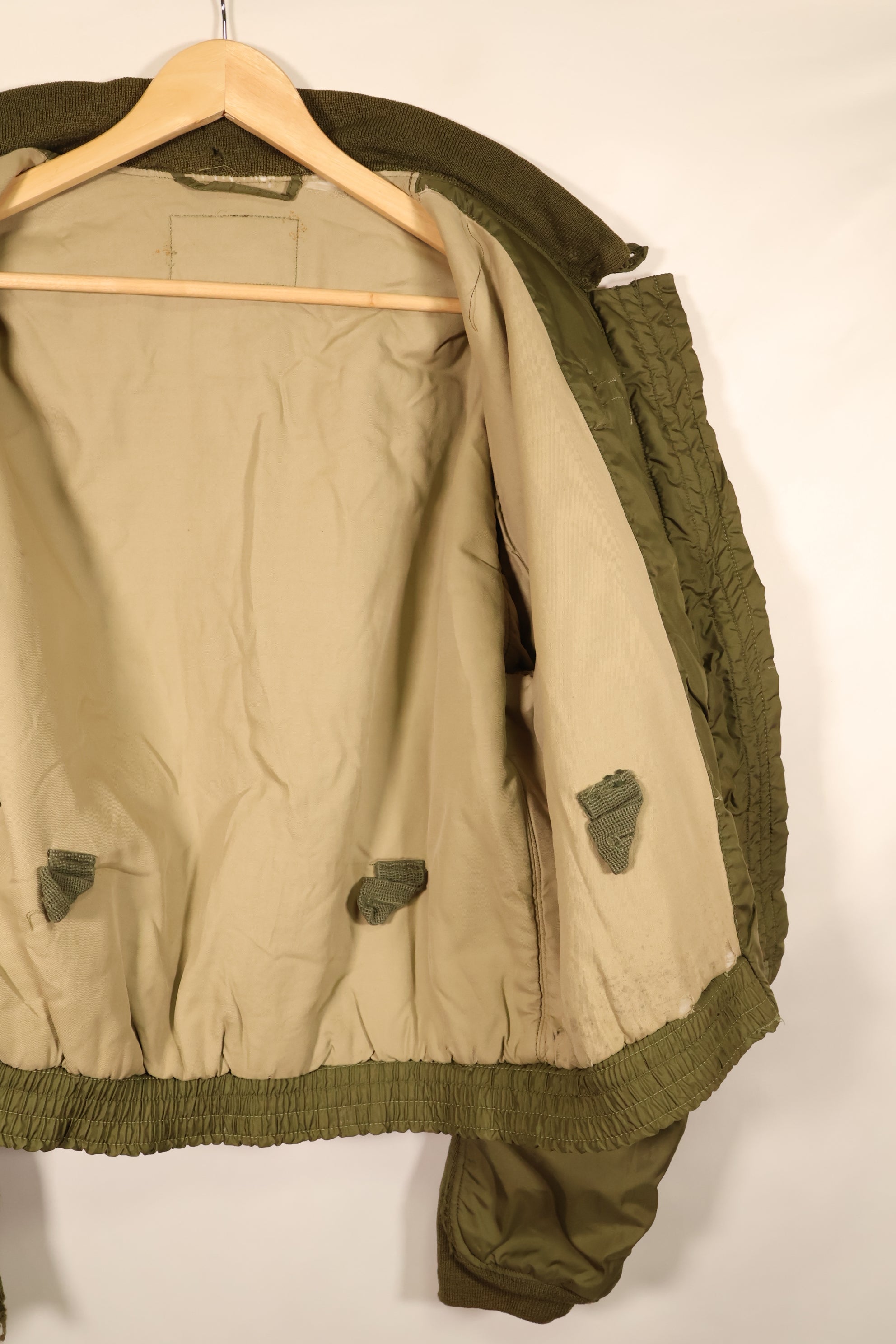 1970年代　推定 44 or LARGE　アメリカ海軍 WEPジャケット　G-8 フライトジャケット　中古品