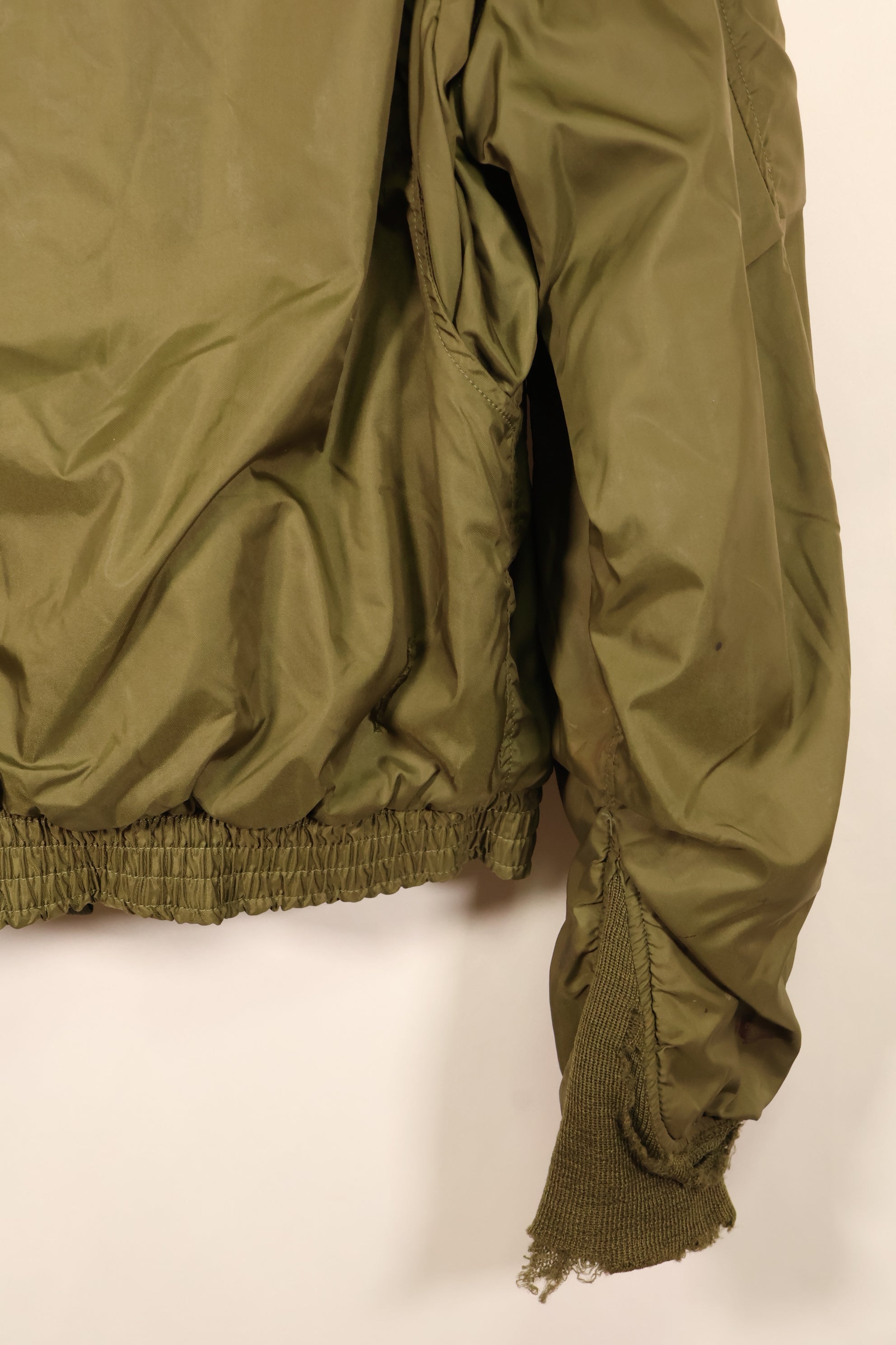1970年代　推定 44 or LARGE　アメリカ海軍 WEPジャケット　G-8 フライトジャケット　中古品