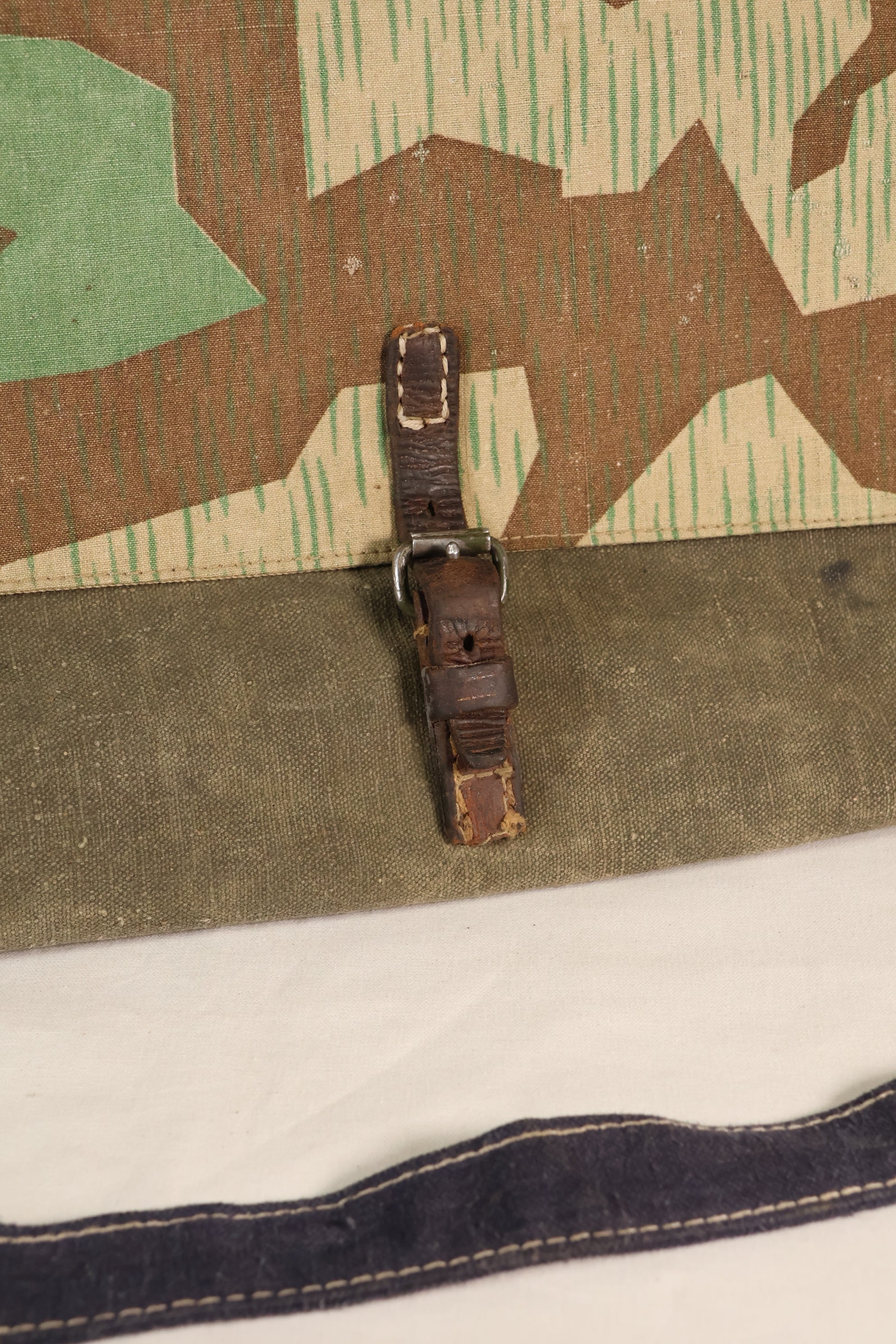 美国 Signal Depot 公司制造的 20 世纪 40 年代零件二手二战德国空军 Splinter 迷彩斜挎包