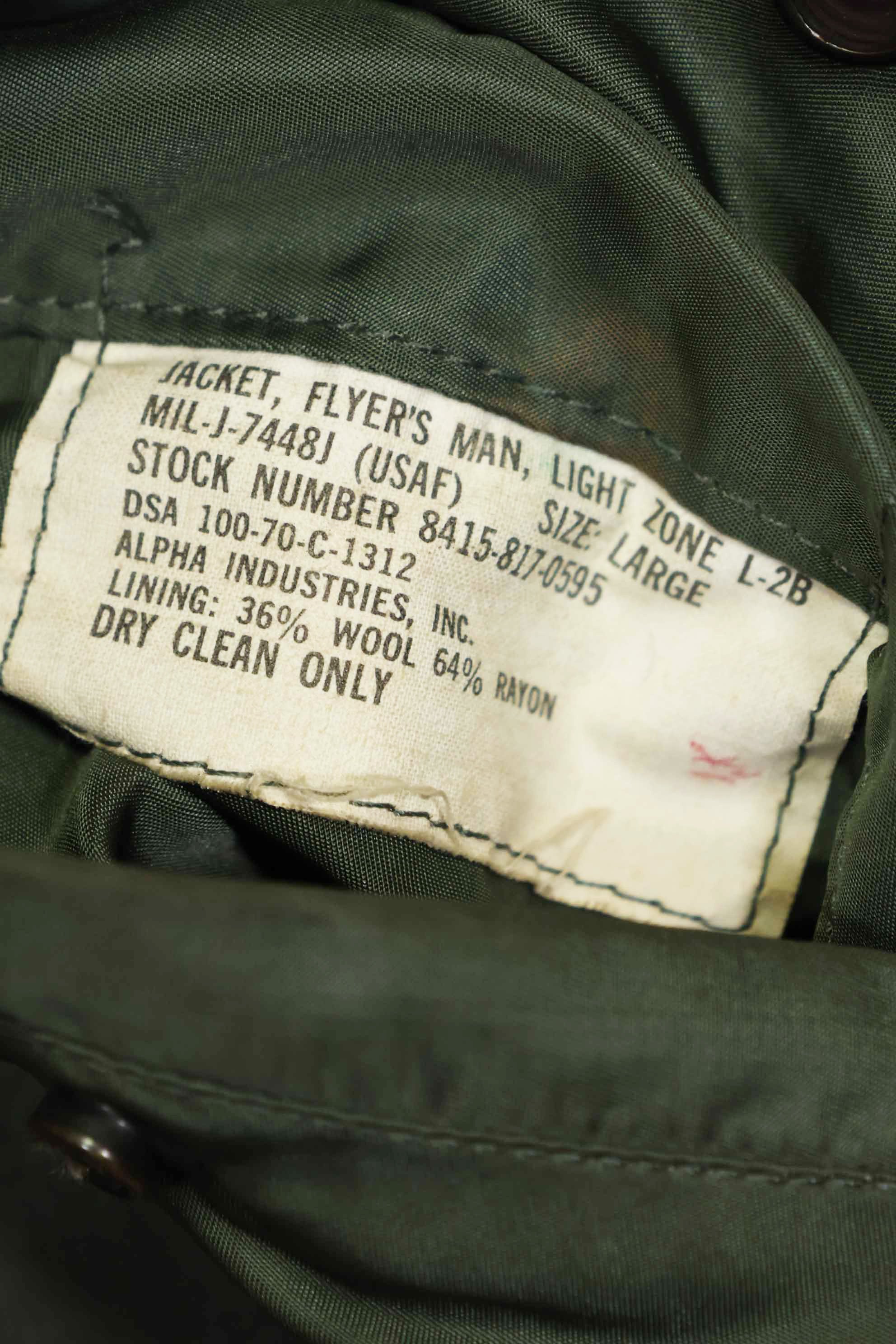 1970年契約　アメリカ空軍　L2-B　ライトゾーン　フライトジャケット　刺繍ネーム入　中古品