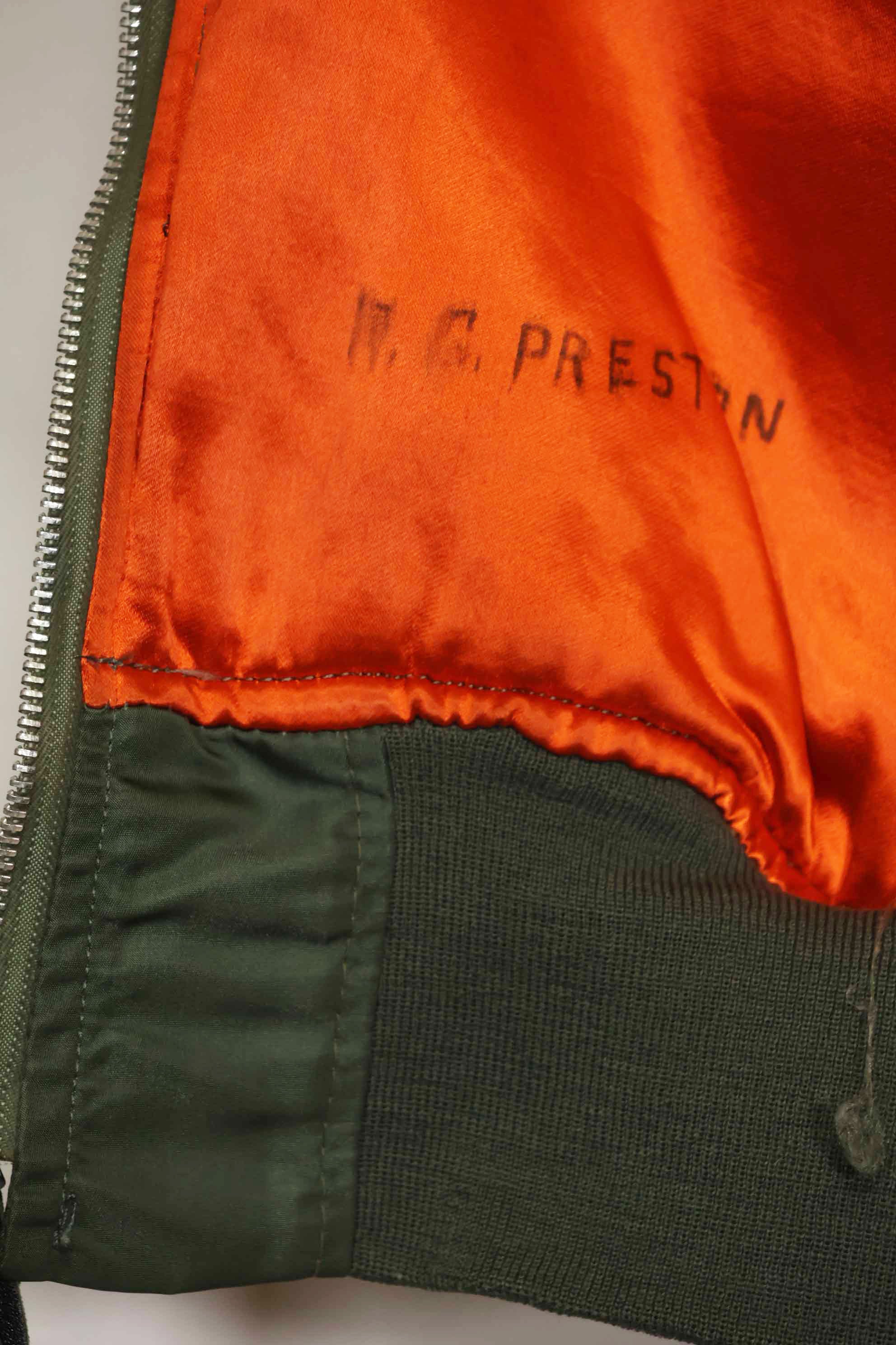 1970年契約　アメリカ空軍　L2-B　ライトゾーン　フライトジャケット　刺繍ネーム入　中古品