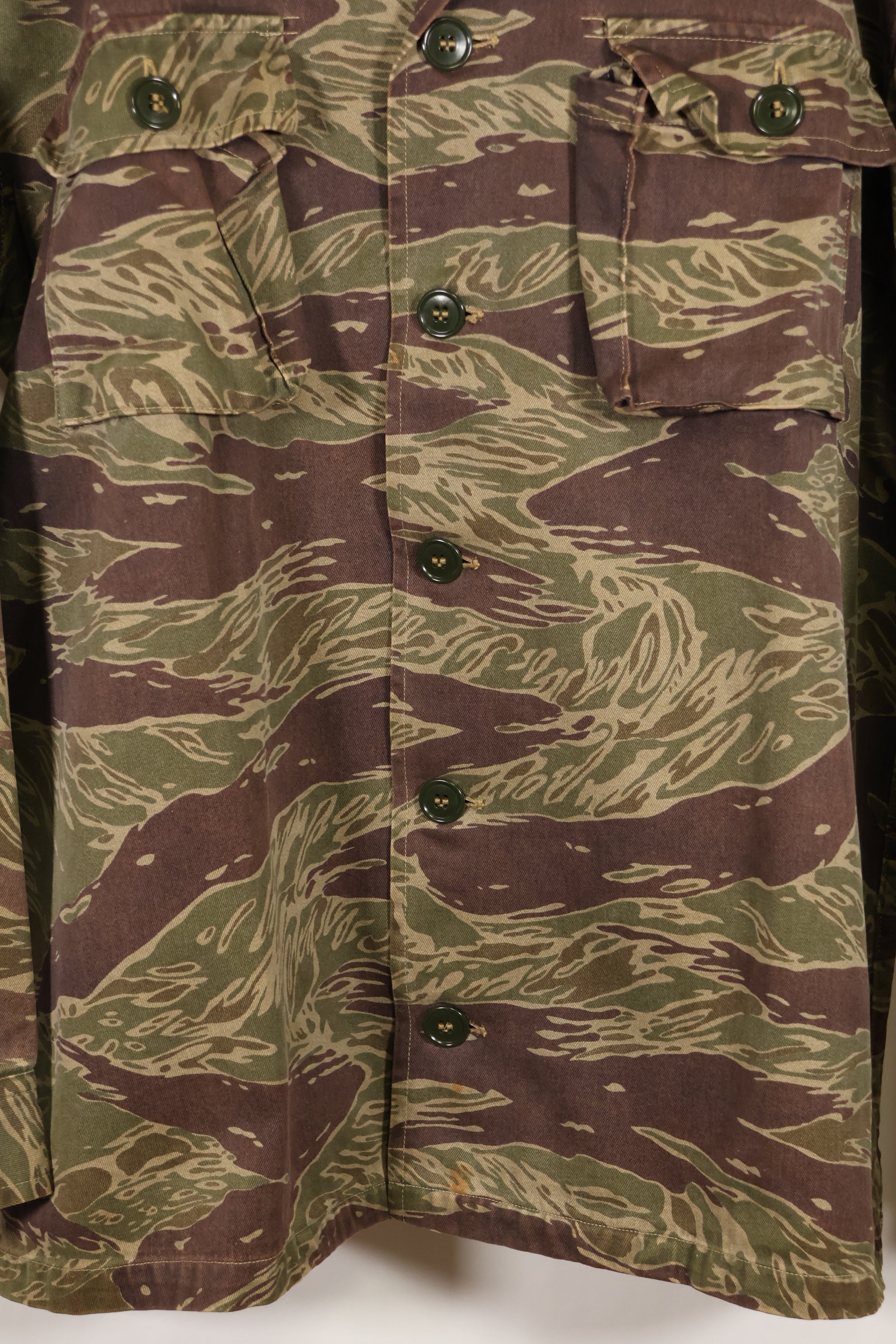 大阪 MASH製　A-XL シルバータイガーストライプ　Asian カット　シャツ　中古品　退色あり