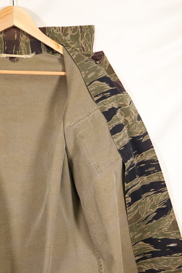 大阪 MASH製　A-XL シルバータイガーストライプ　Asian カット　シャツ　中古品　退色あり