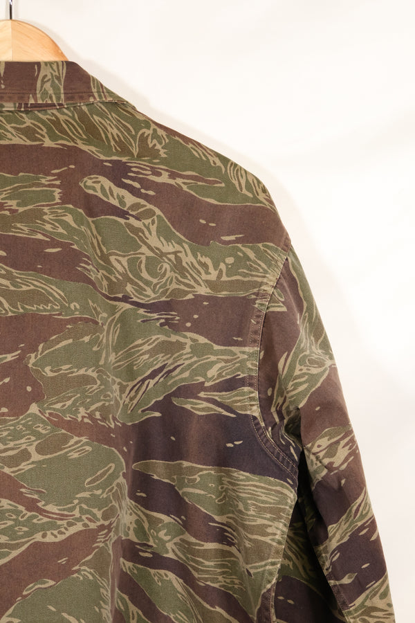 大阪 MASH製　A-XL シルバータイガーストライプ　Asian カット　シャツ　中古品　退色あり