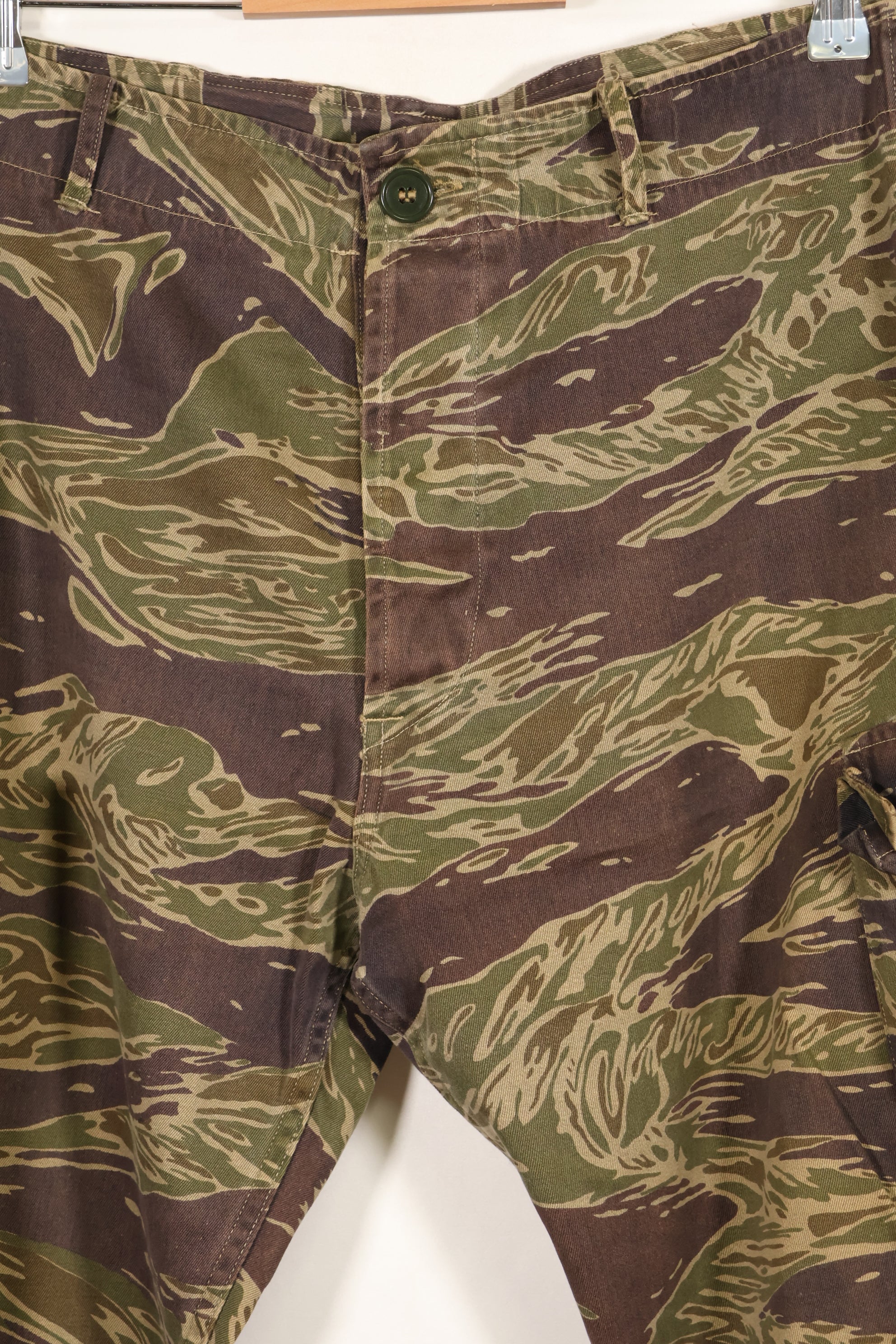 大阪 MASH製　A-M シルバータイガーストライプ　Asian カット　パンツ　中古品　退色あり