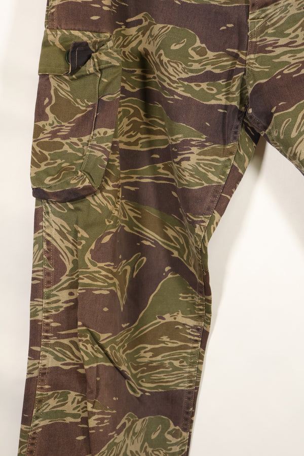 大阪 MASH製　A-M シルバータイガーストライプ　Asian カット　パンツ　中古品　退色あり