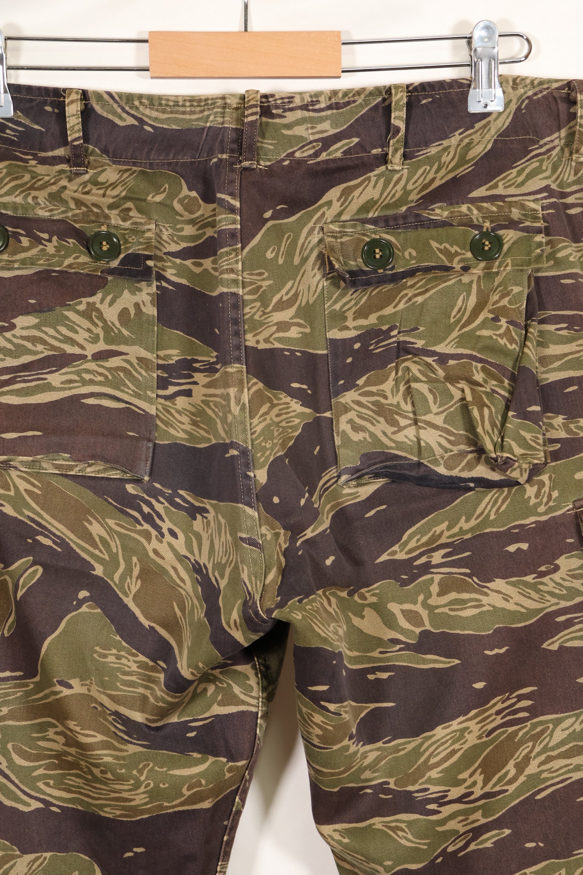 大阪 MASH製　A-M シルバータイガーストライプ　Asian カット　パンツ　中古品　退色あり