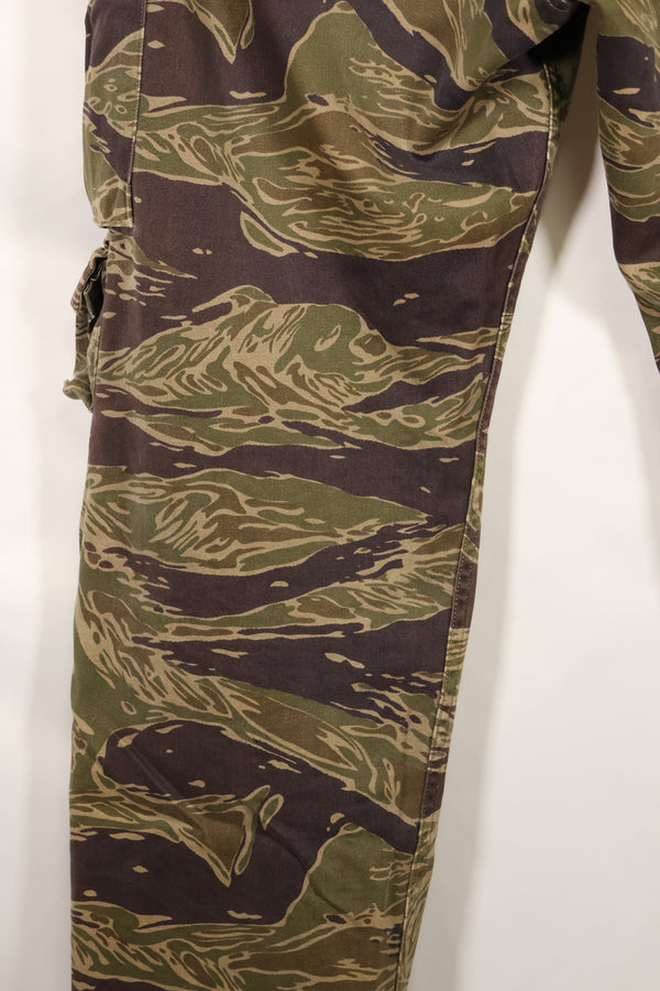 大阪 MASH製　A-M シルバータイガーストライプ　Asian カット　パンツ　中古品　退色あり