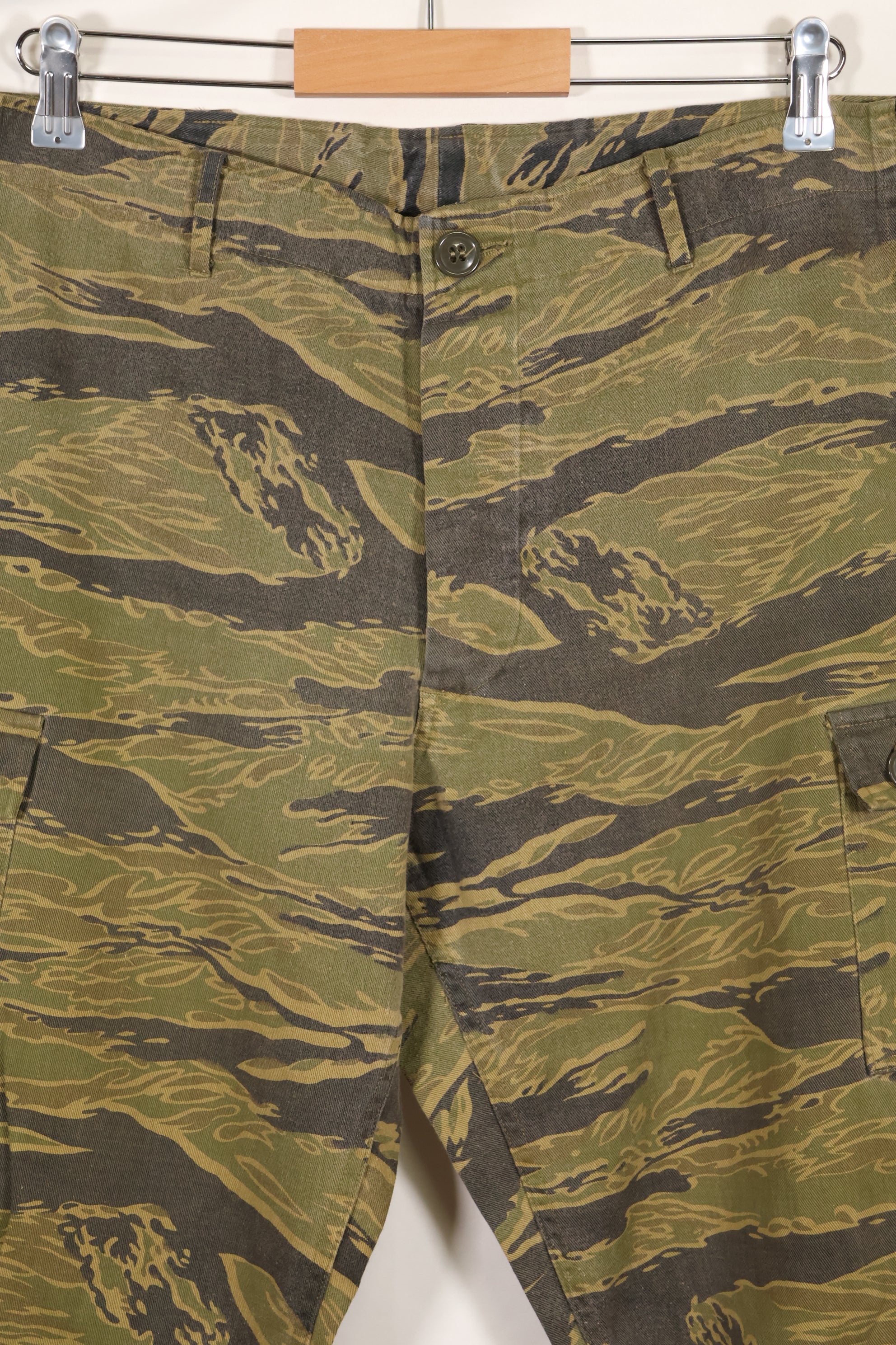 大阪 MASH製　A-M ゴールドタイガーストライプ　Asian カット　パンツ　中古品　退色あり