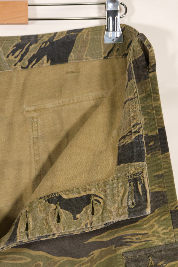 大阪 MASH製　A-M ゴールドタイガーストライプ　Asian カット　パンツ　中古品　退色あり