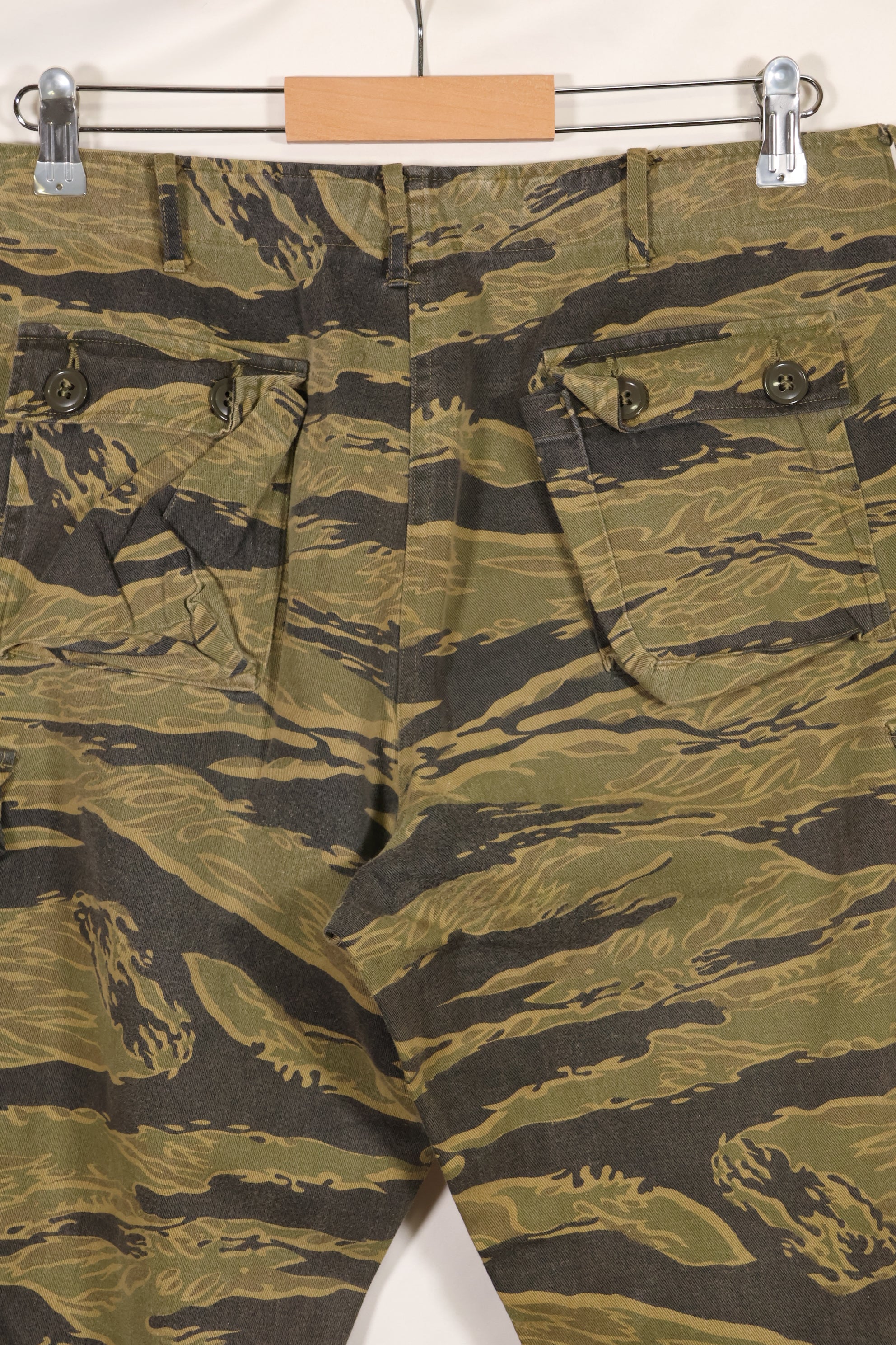 大阪 MASH製　A-M ゴールドタイガーストライプ　Asian カット　パンツ　中古品　退色あり