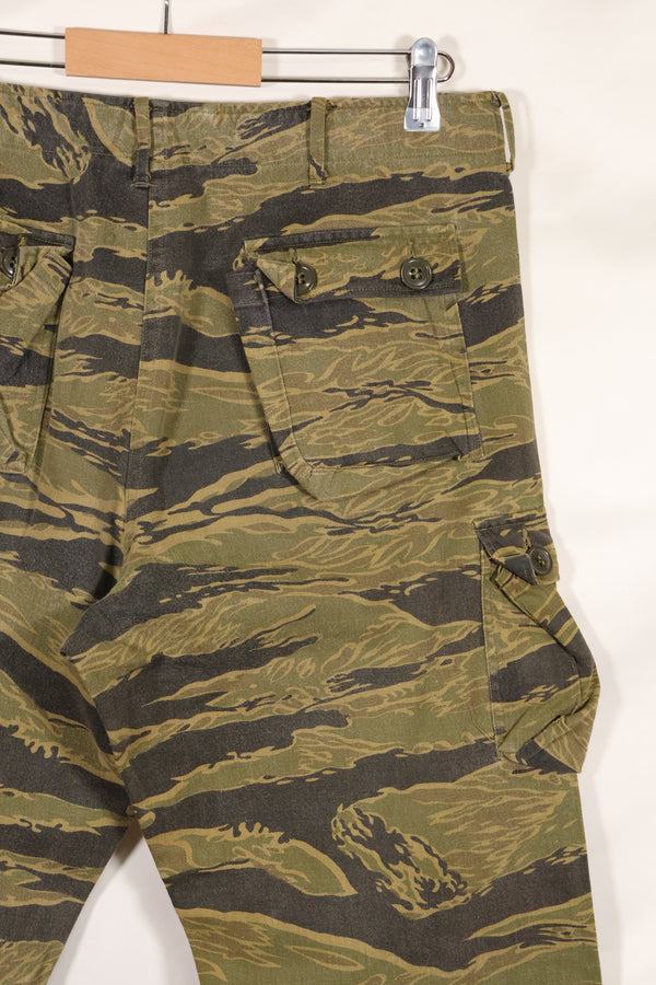 大阪 MASH製　A-M ゴールドタイガーストライプ　Asian カット　パンツ　中古品　退色あり