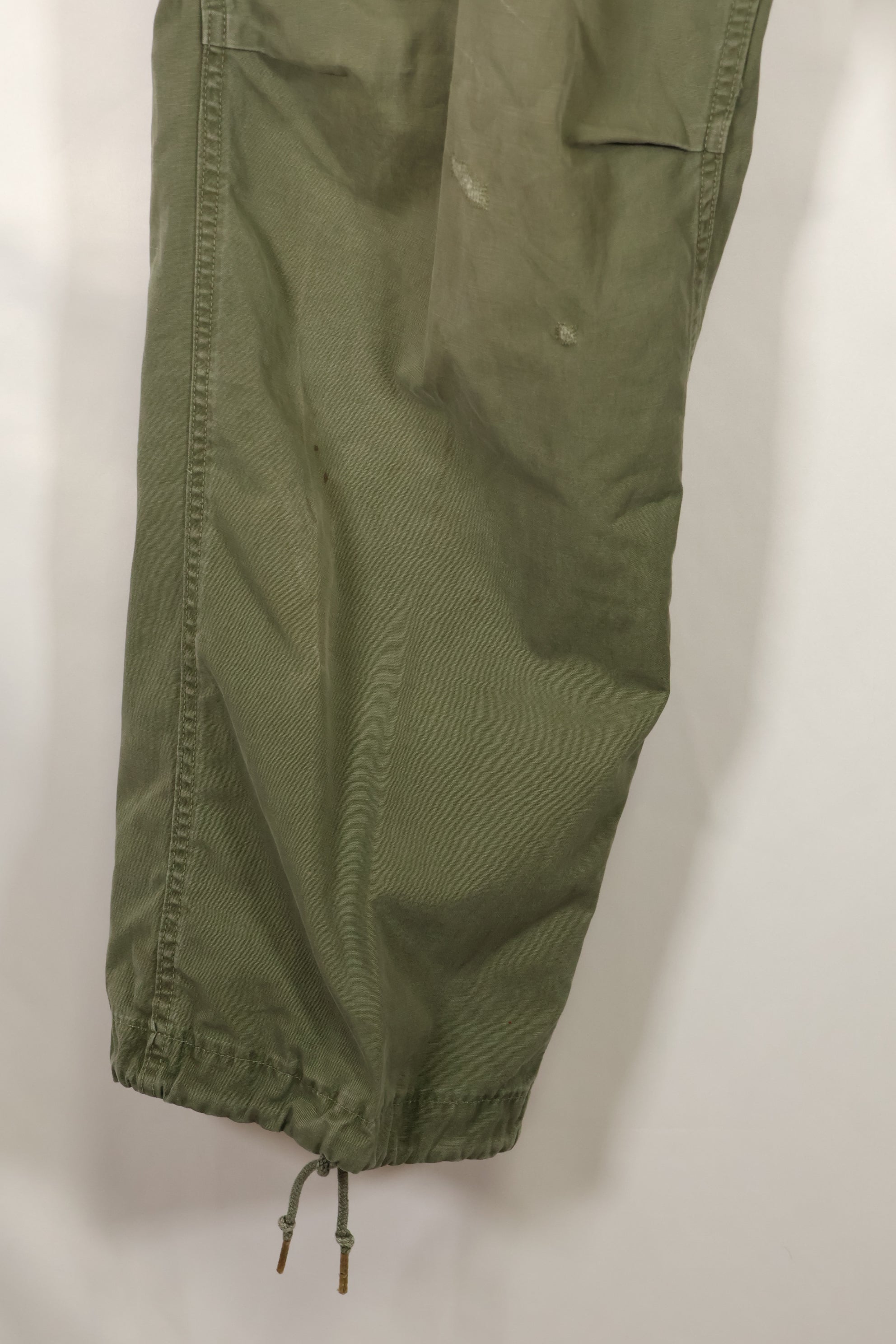 Mid-1960s, estimated XS-S 2nd Model Jungle Fatigue Pants, used.