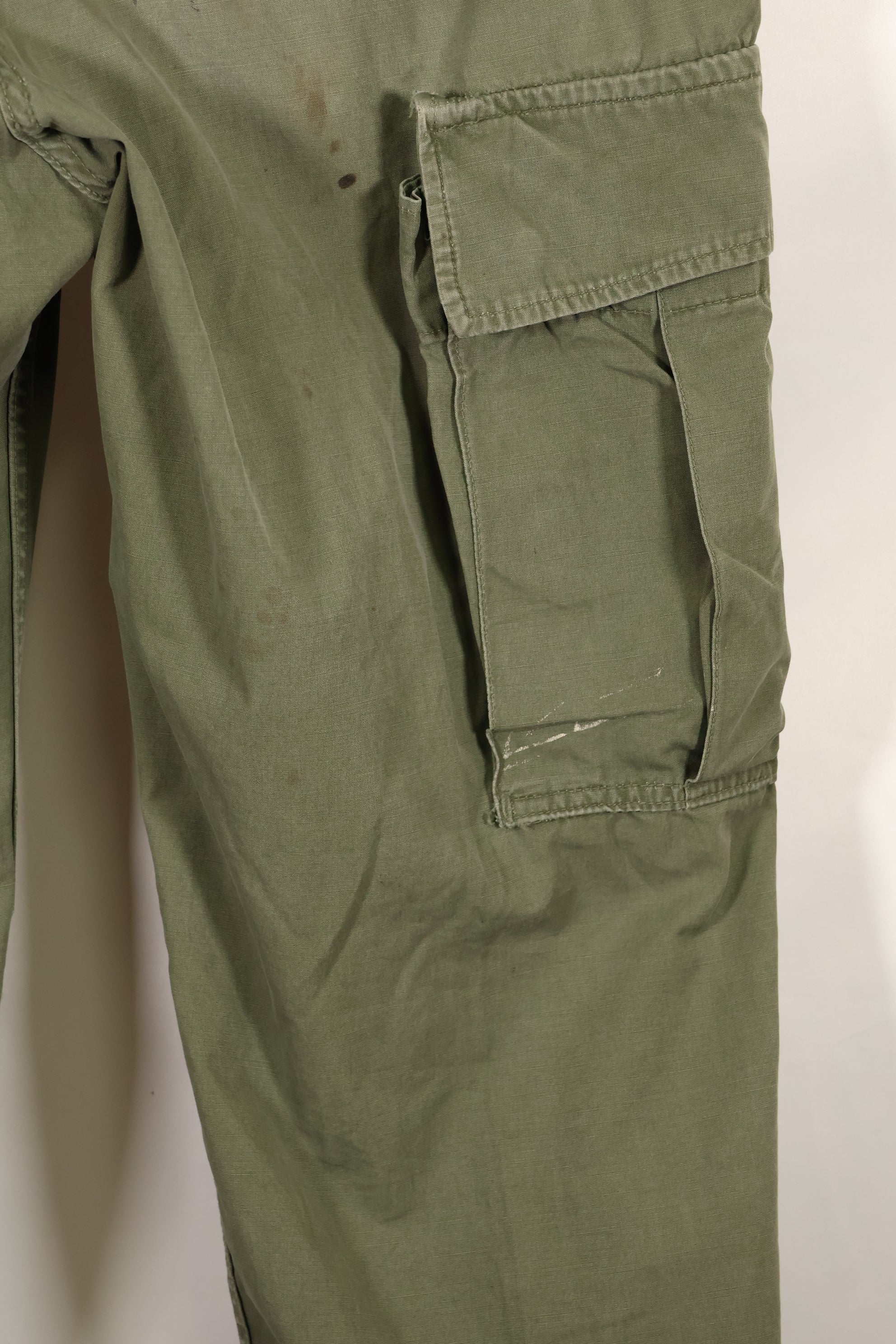 Mid-1960s, estimated XS-S 2nd Model Jungle Fatigue Pants, used.