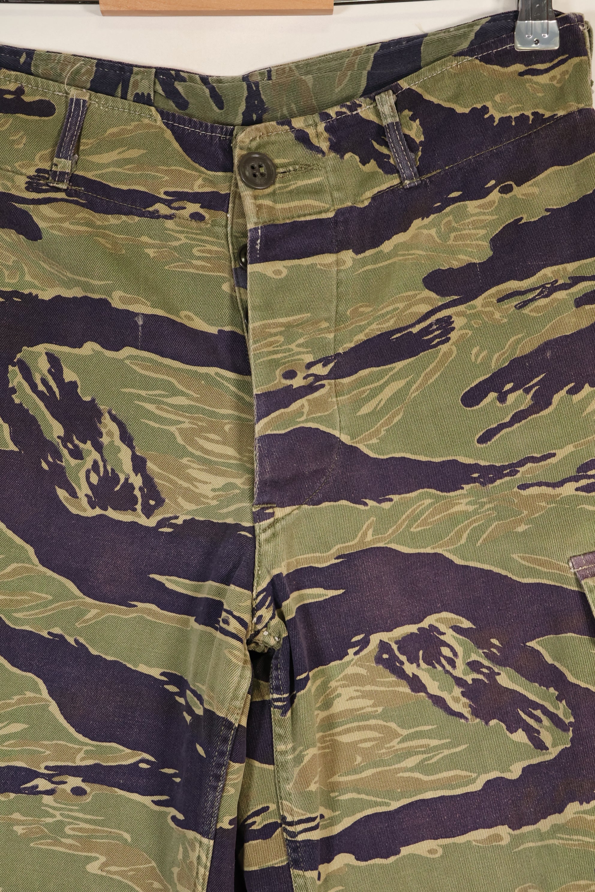 Late 1960s Gold Tiger Derivative Pattern Classic Pattern Tiger Stripe Pants Used