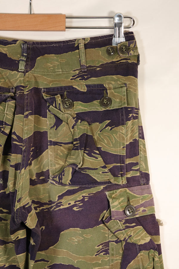 Late 1960s Gold Tiger Derivative Pattern Classic Pattern Tiger Stripe Pants Used