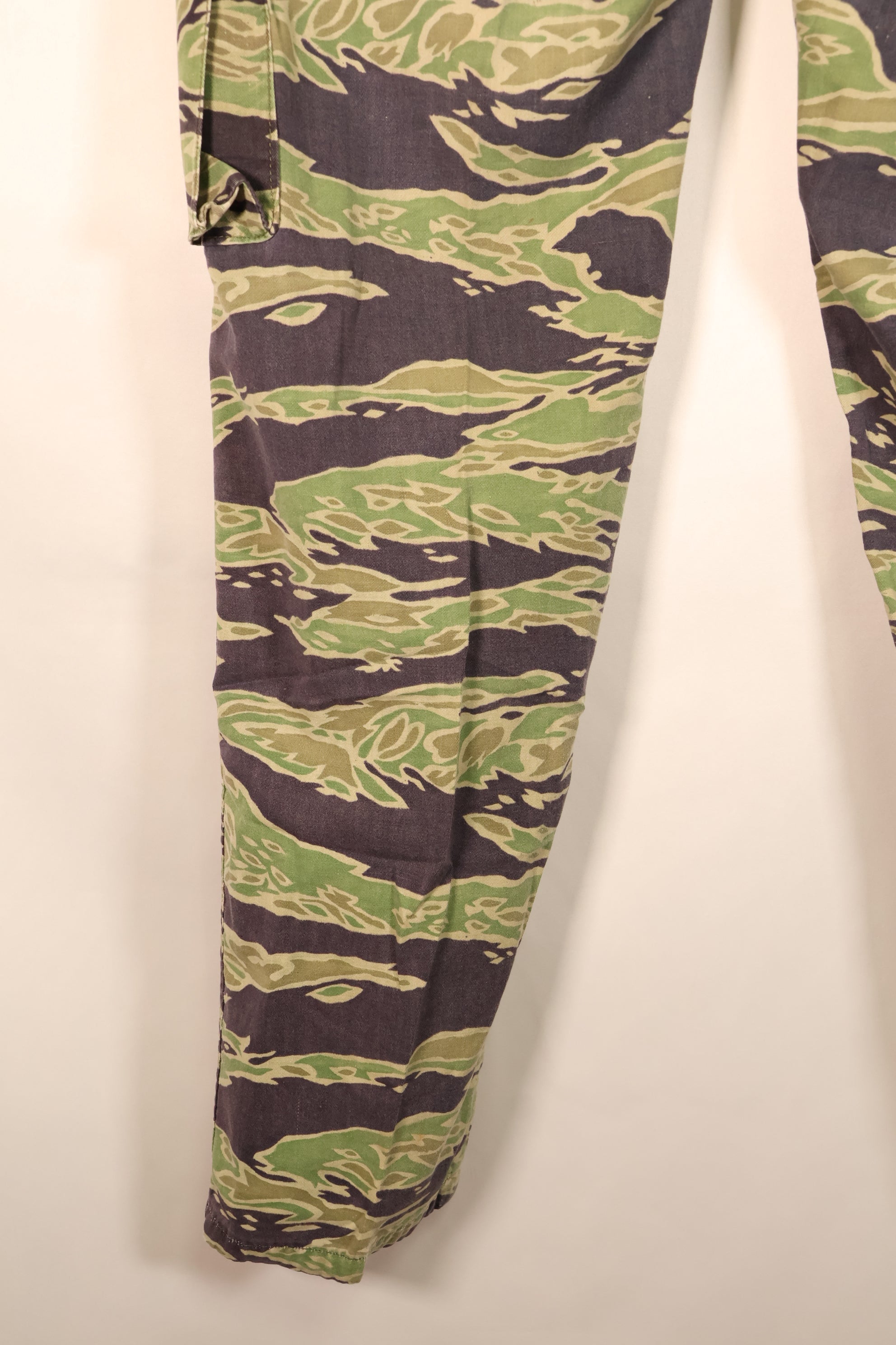 Late 1960s, A-M, Late War Lightweight Pattern, Asian Cut, Tiger Stripe Pants, Slightly Faded