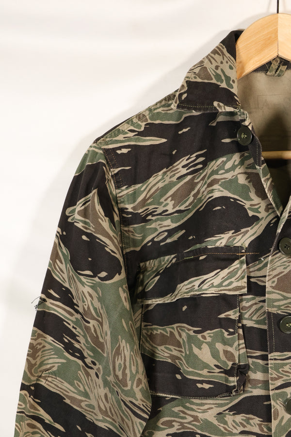 1960s½ A-S 日本银虎衬衫，虎纹，局部有改动，使用过。