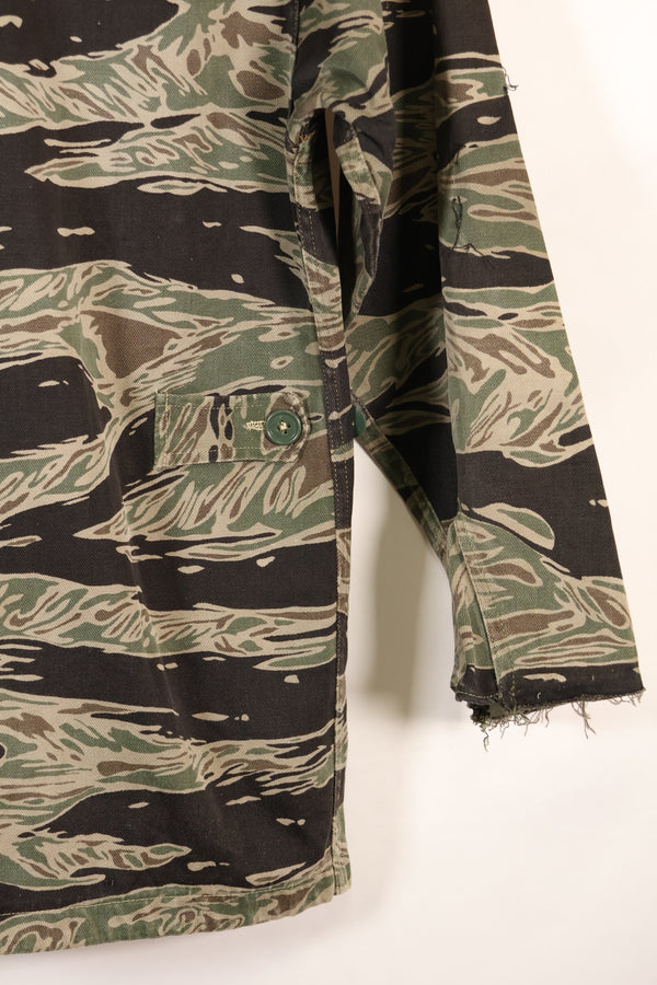 1960s½ A-S 日本银虎衬衫，虎纹，局部有改动，使用过。