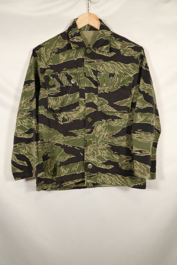 1960年代中頃　USカット　沖縄タイガー　ライムグリーンカラー　タイガーストライプ　シャツ　中古品